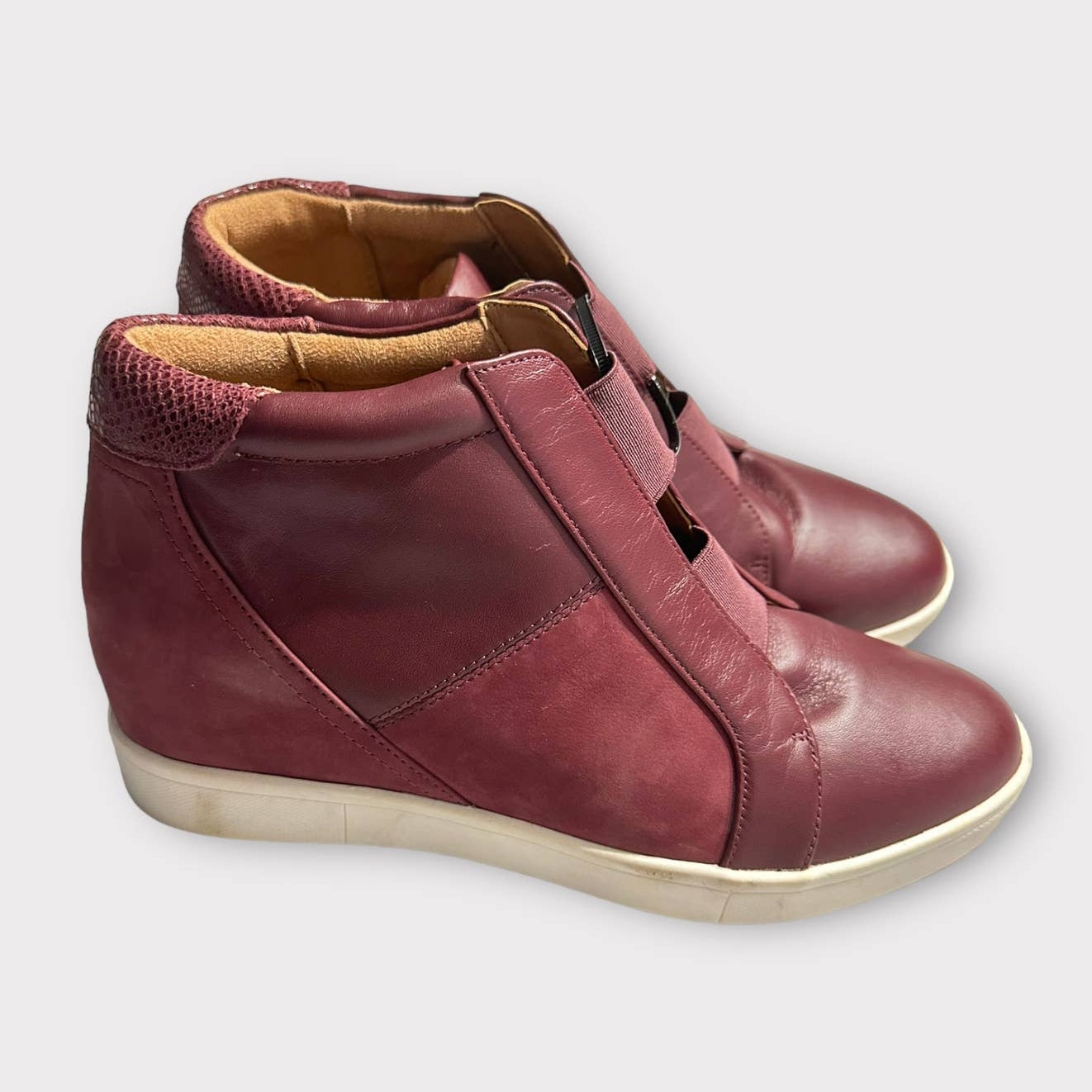 Vionic Emery Slip-on Wedge Comfort Shoe Women's 9 Maroon