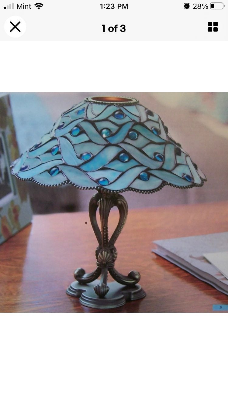 Partylite candle holder with bottom