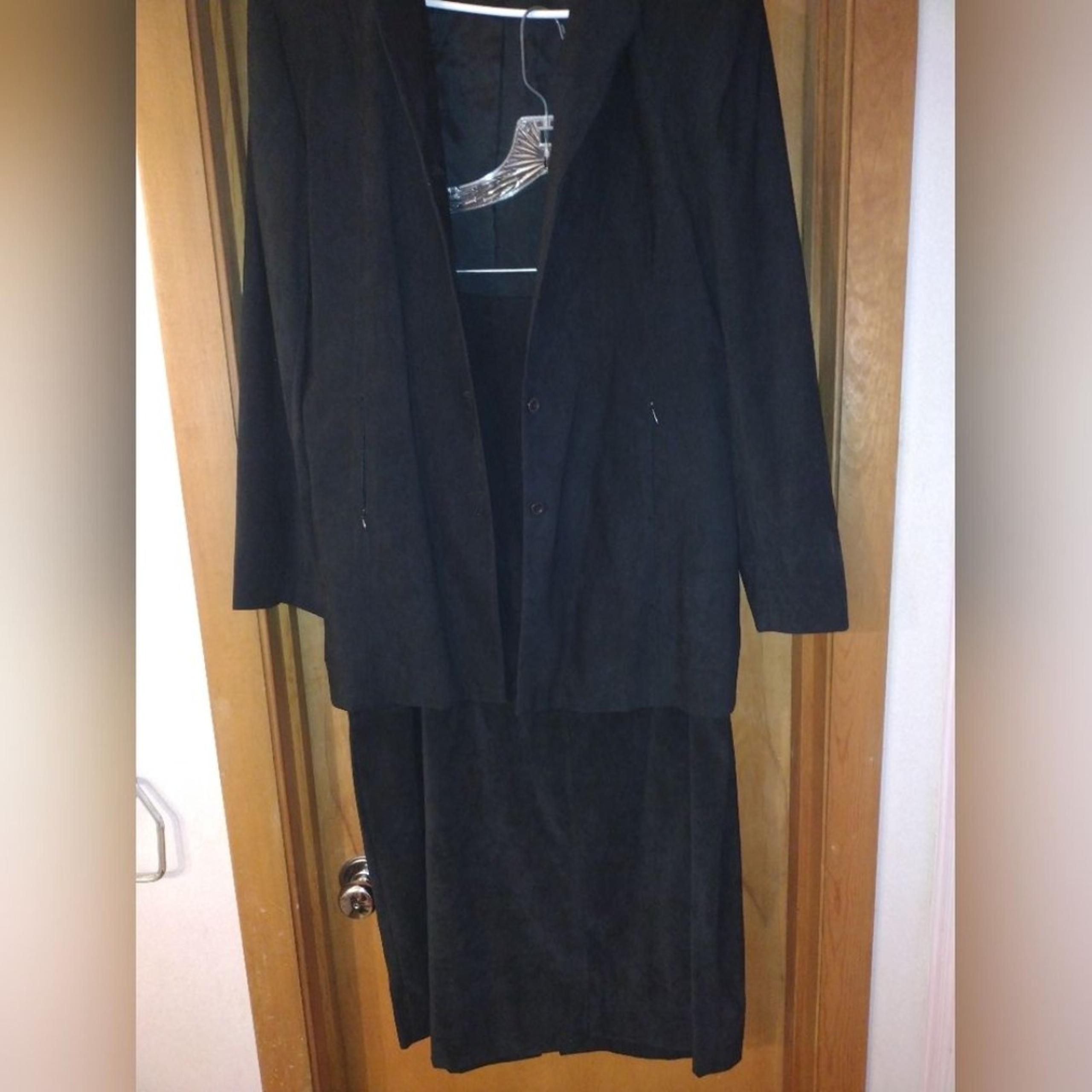 Susan Graver SG Sport Collection Ultra Suede Suit Blazer Skirt Black Size 14