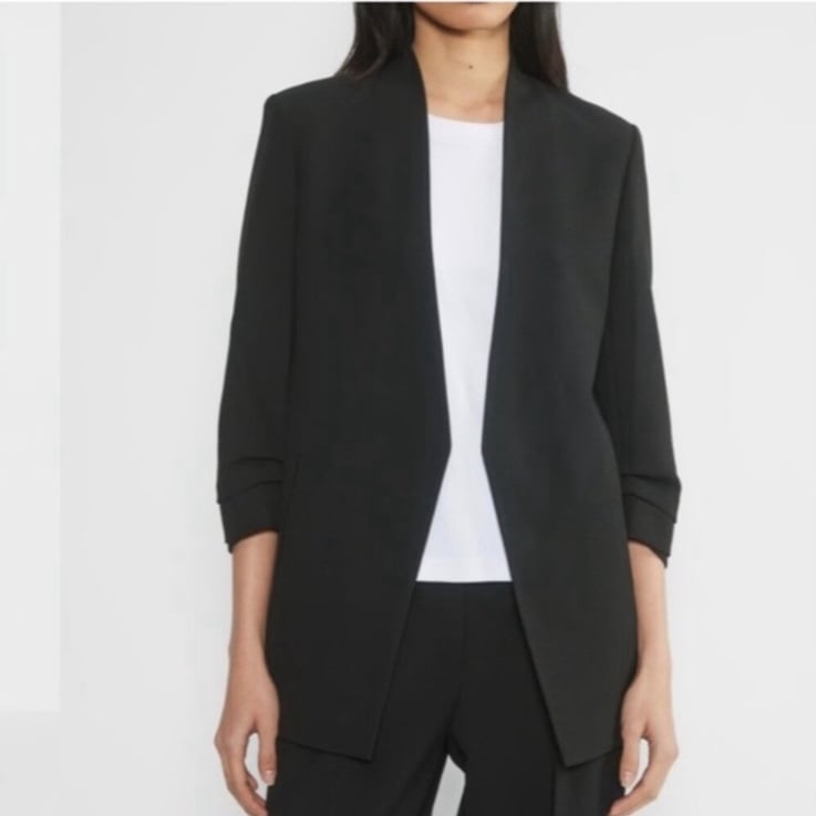 Babaton NWT Black Power Hip Blazer- Size 0