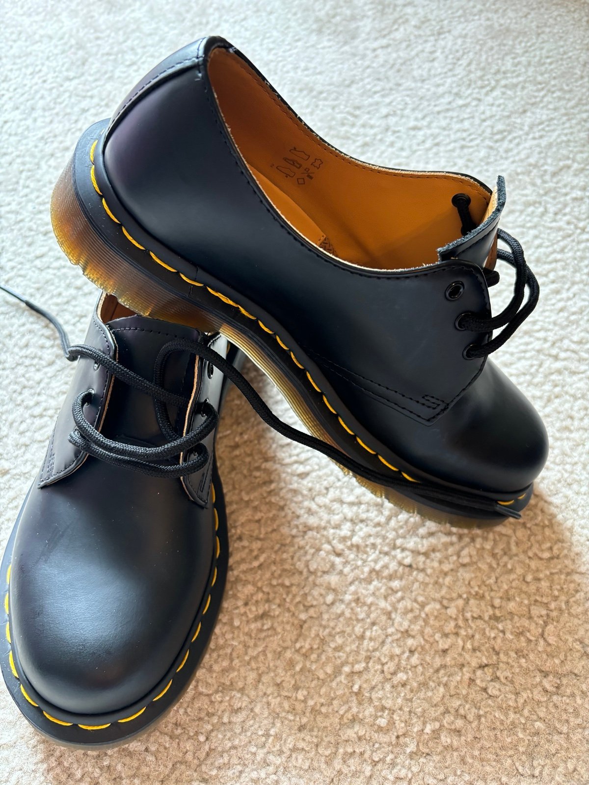 Dr Marten’s 1461 WOMEN'S SMOOTH LEATHER OXFORD SHOES