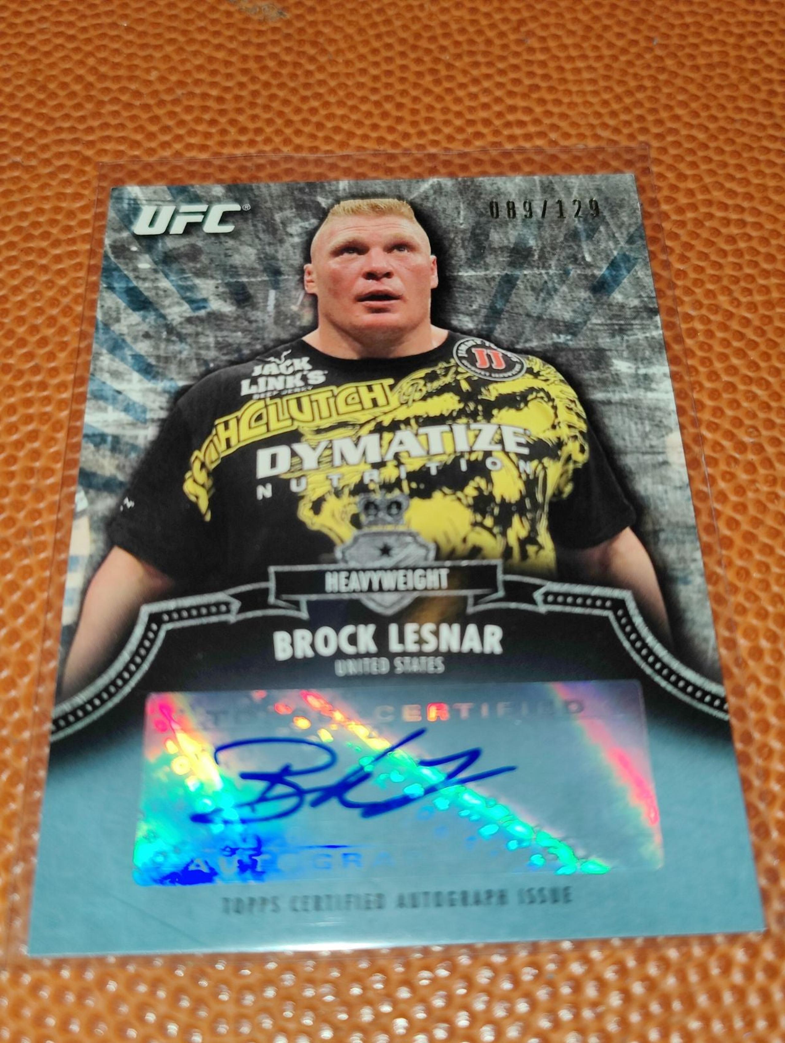 Brock Lesner UFC WWE Autograph card /129