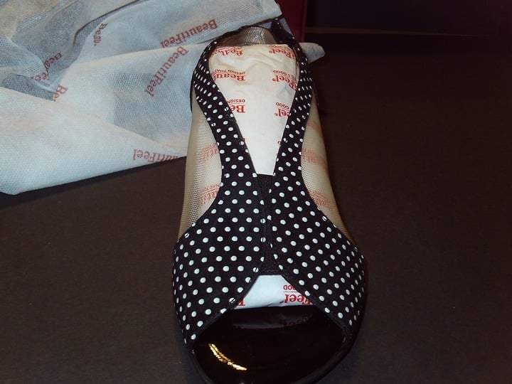 BeautiFeel Black and white polka Dot Print Suede Ofelia
