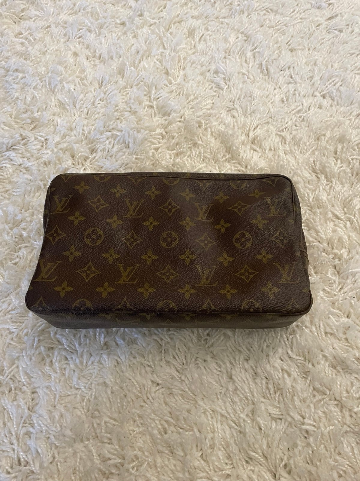 Vintage Louis Vuitton Monogram Trousse Toiletry 28