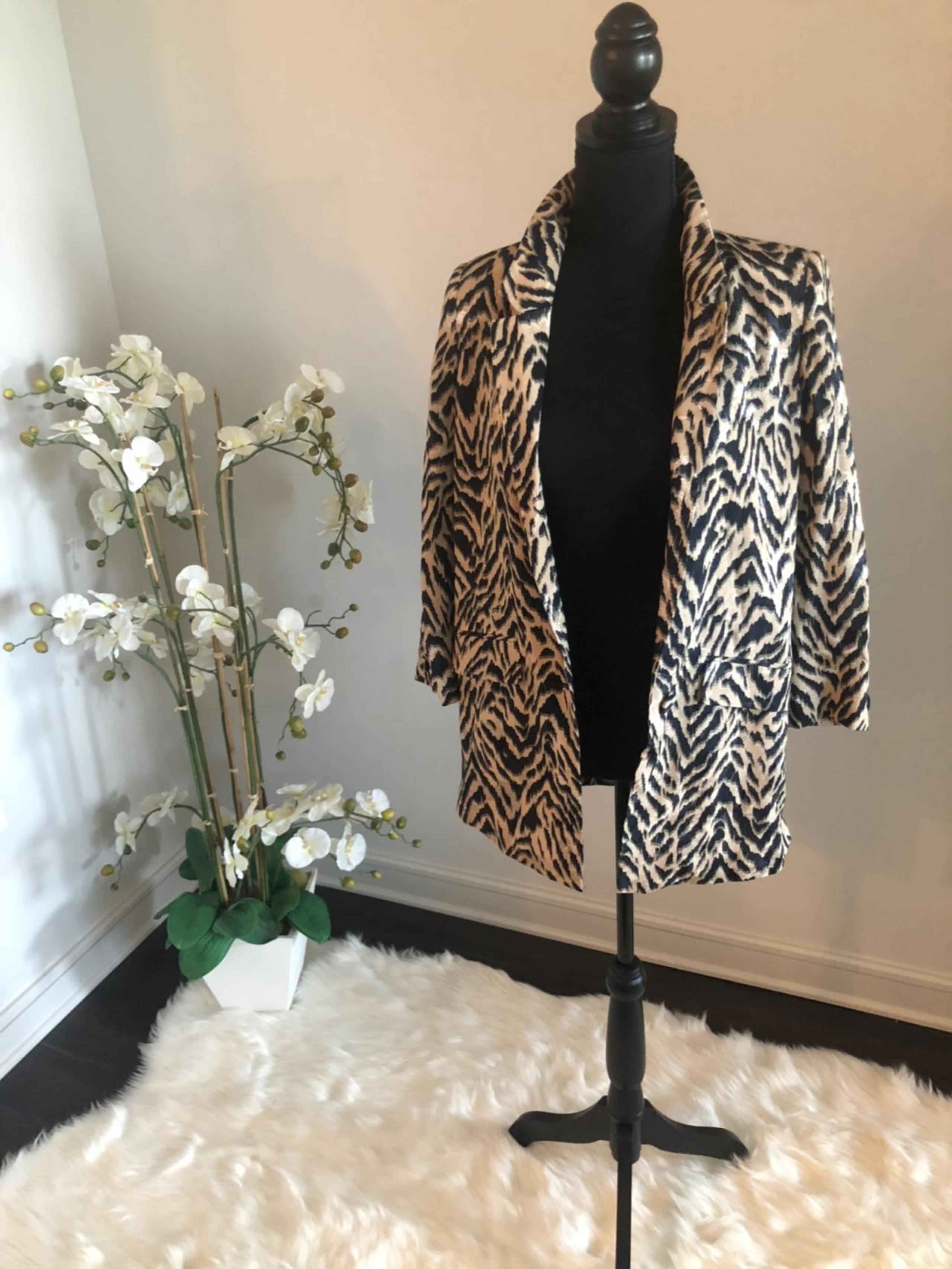 MNG by Mango Blazer XS Animal Print