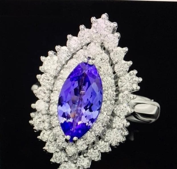 Tanzanite diamond ring