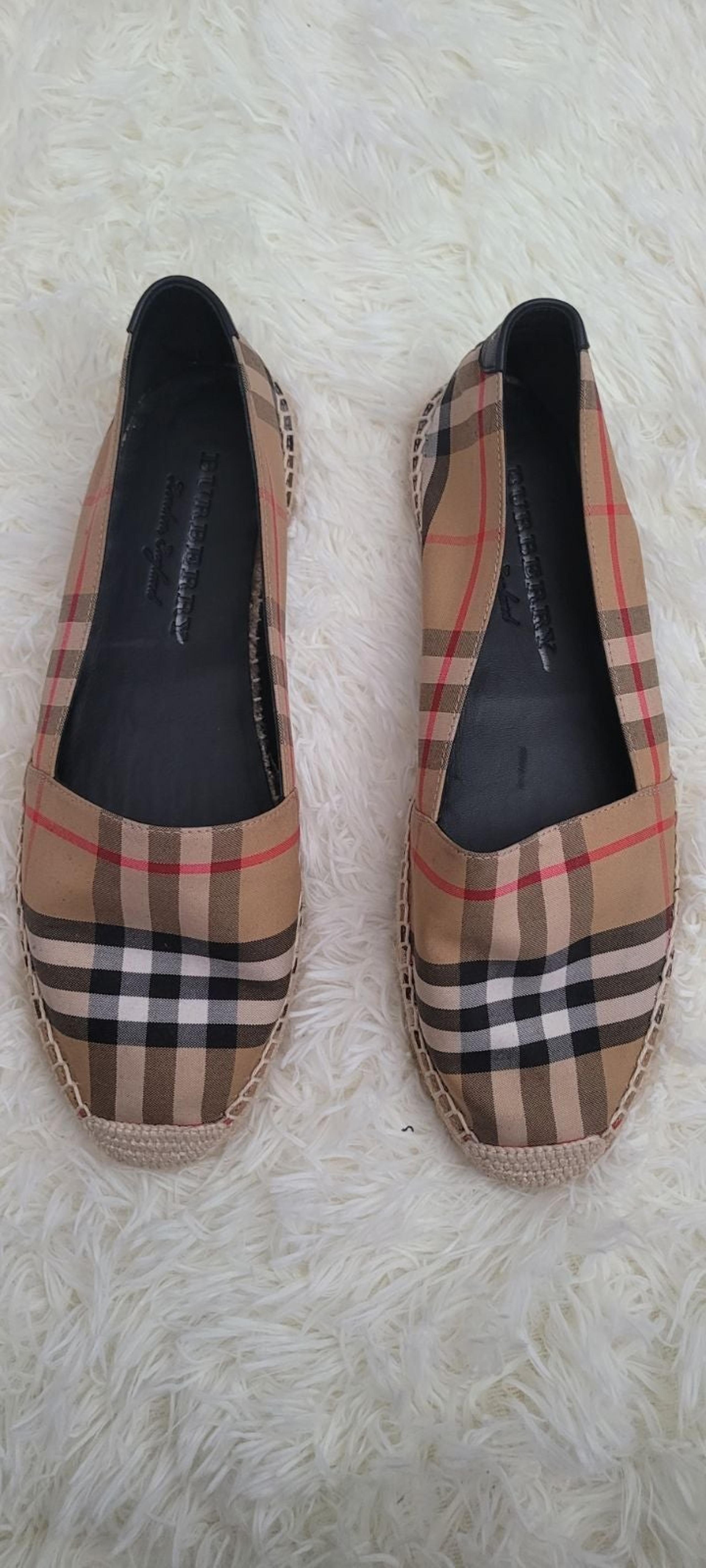 Burberry espadrille flats