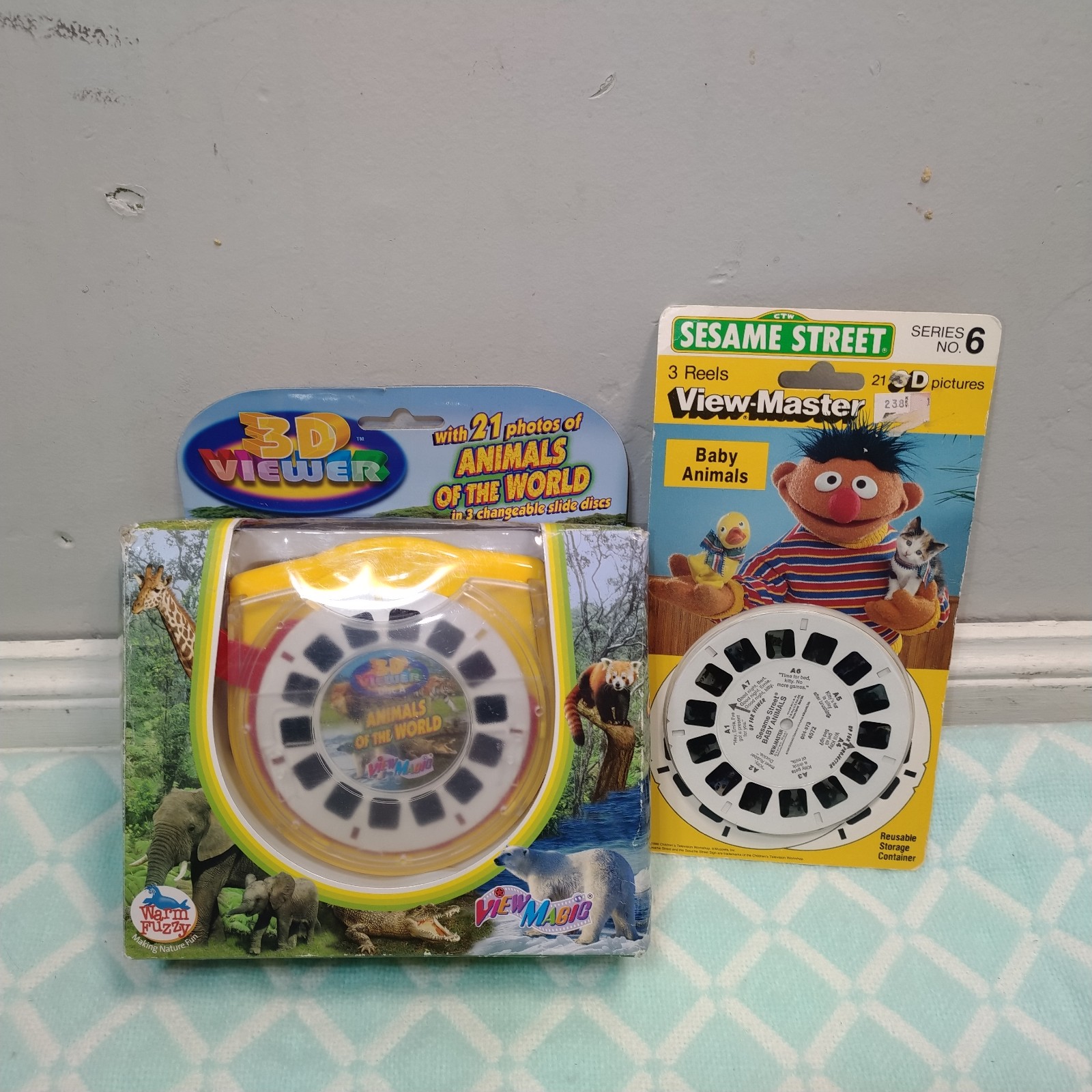 Vintage Animals 3D Viewer Animals of the World View Master Sesame Street Slides