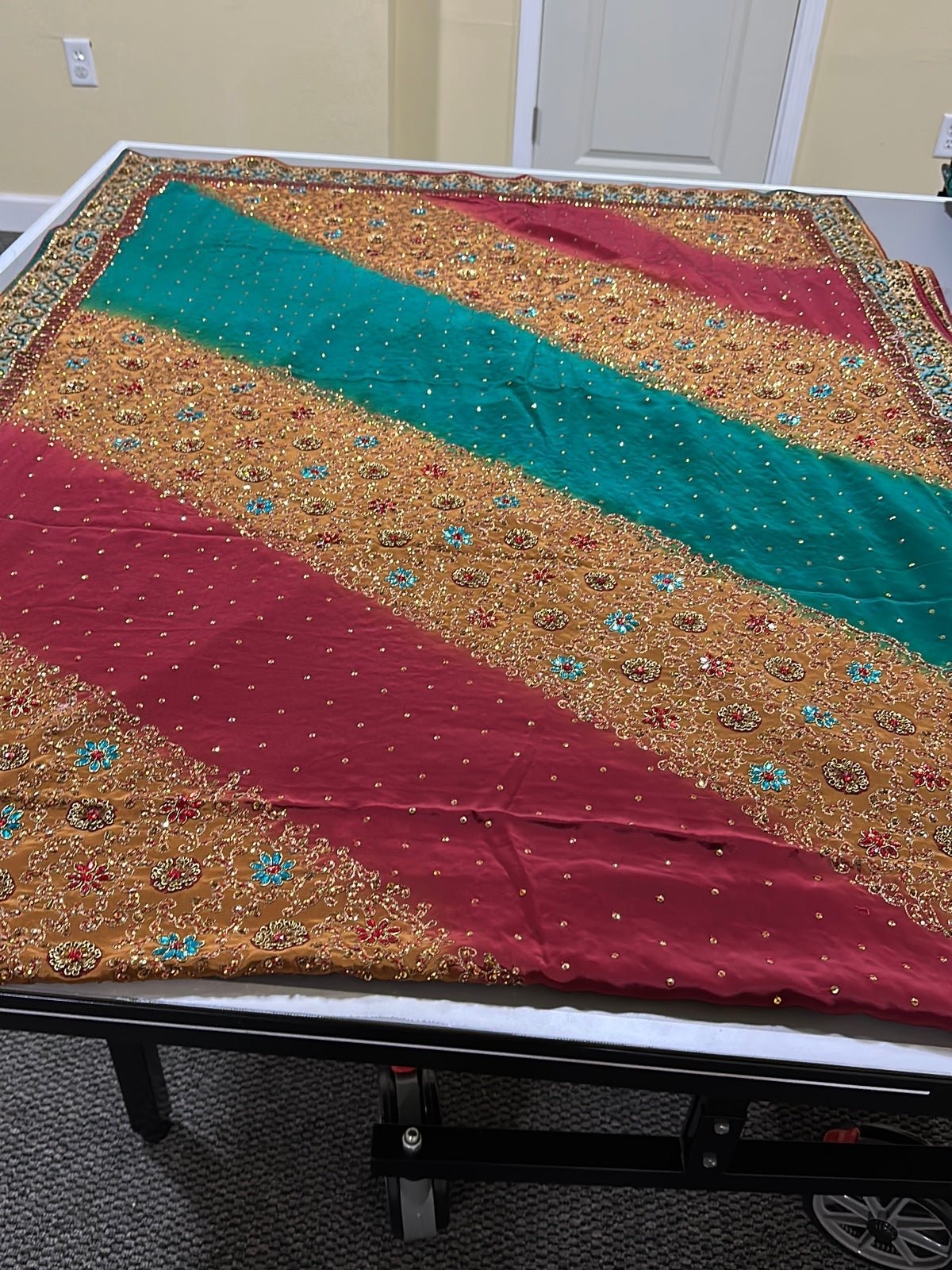 Gaggi silk saree
