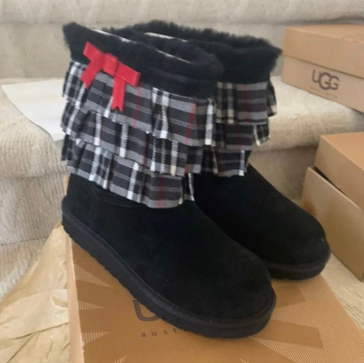 UGG Australia Black Girl Boots size 4 New in Box