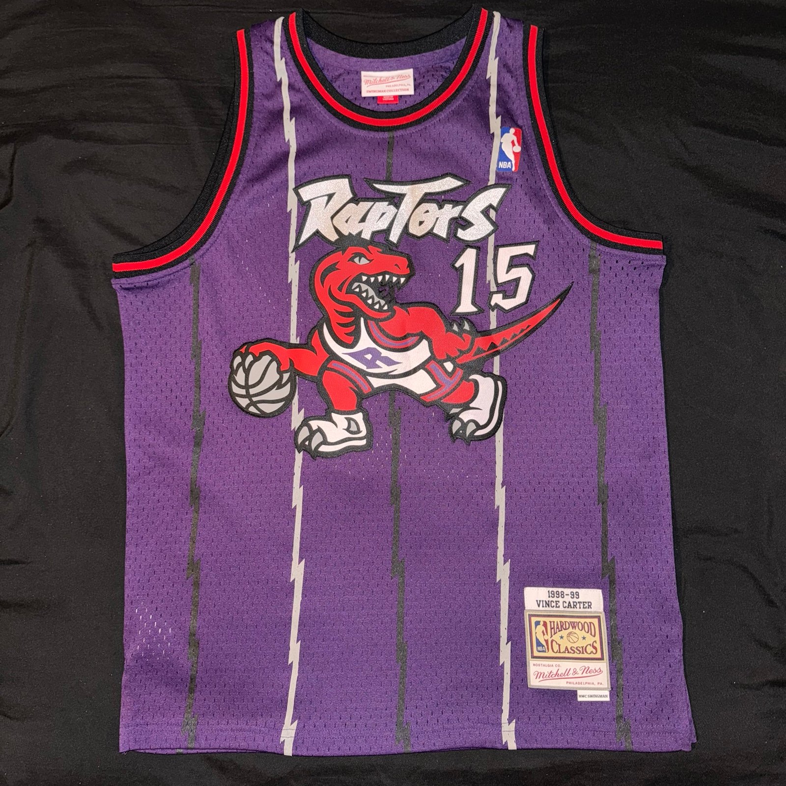 Youth size Large Toronto Raptors Carter Mitchell & Ness 1998/99 Swingman Jersey