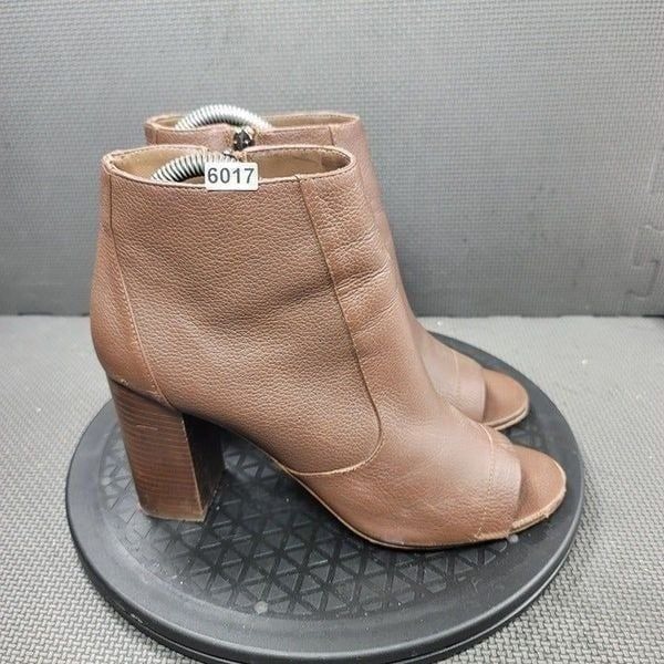 Vince Fionn Womens Sz 8.5 Brown Leather Booties