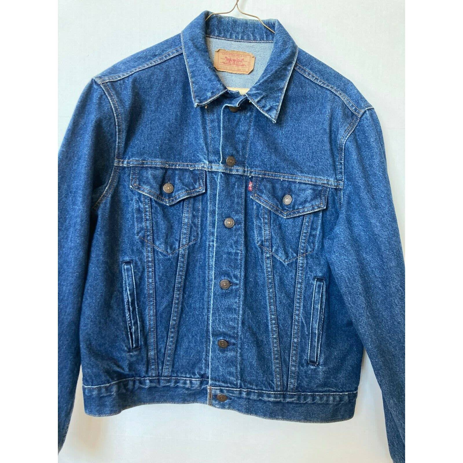 Vtg LEVI'S Trucker Denim Jacket Sz 44 Blue 70506-0216 USA Red Tab Excellent