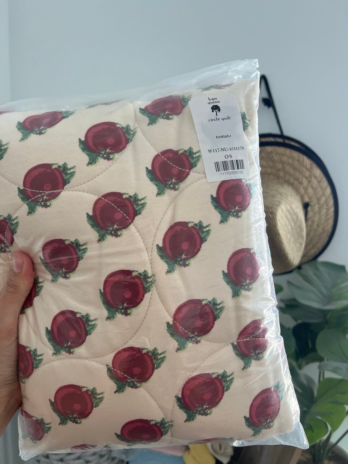 kate quinn tomato quilt