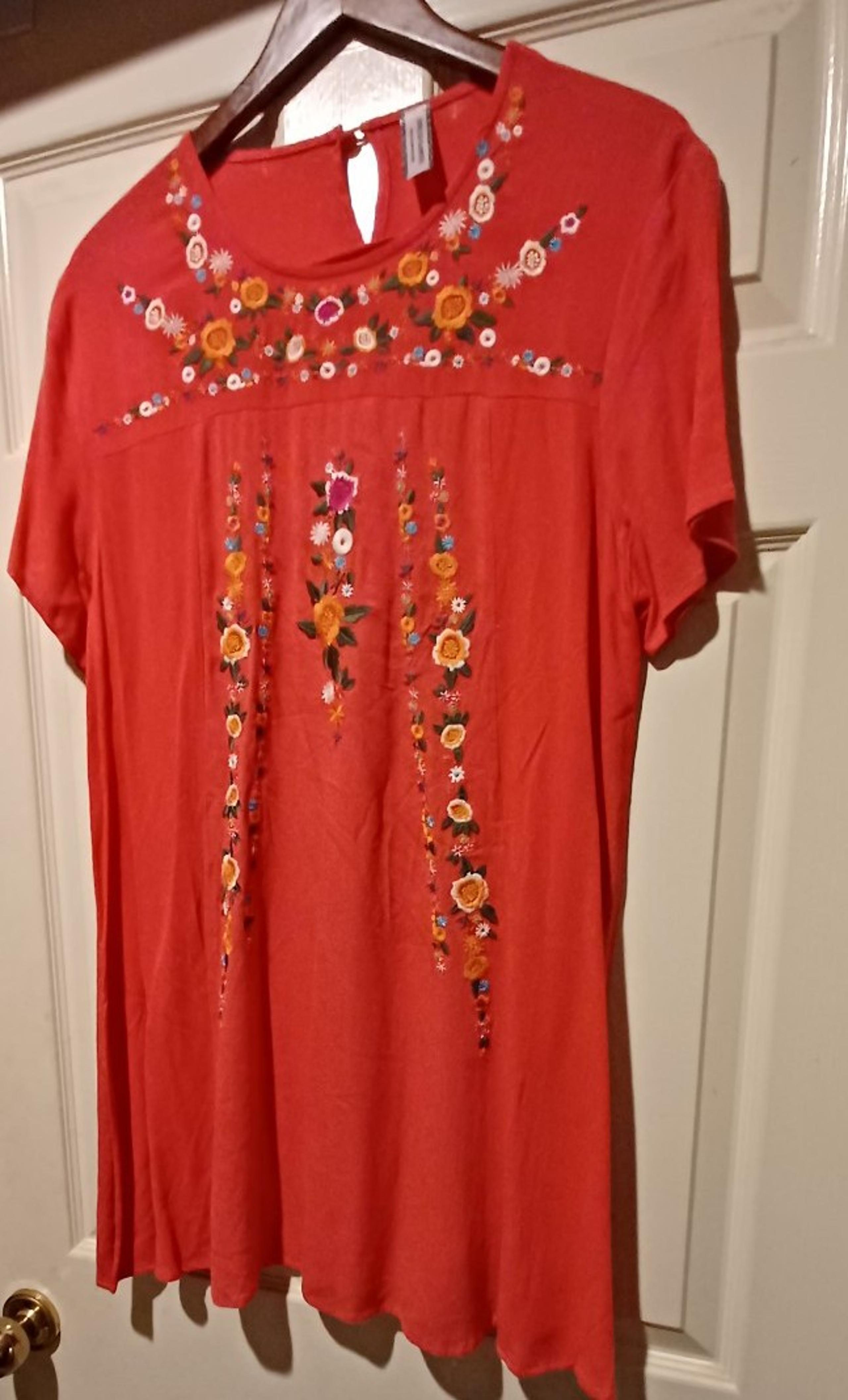 NWOT Embroidered Boho Dress, Medium