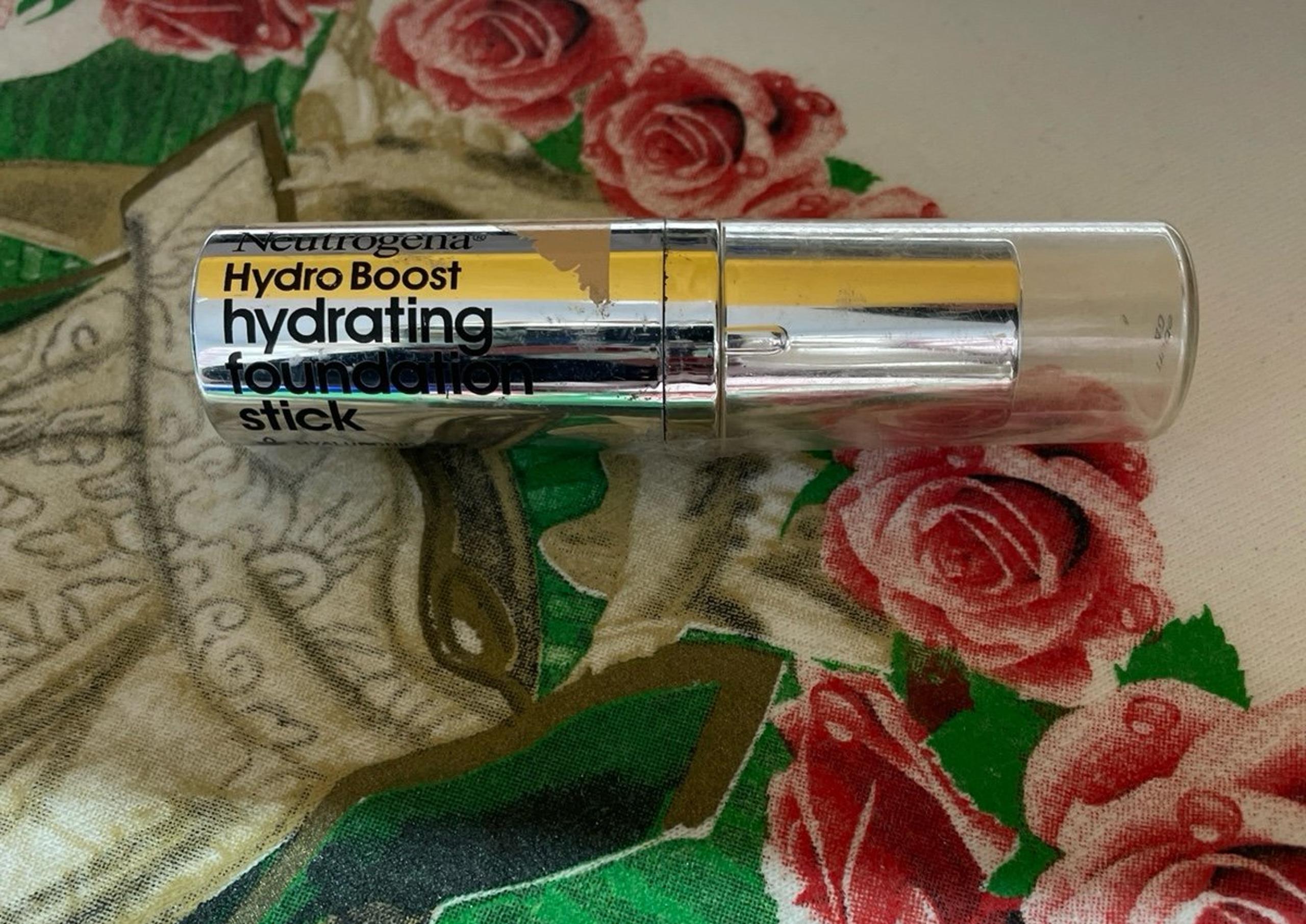 NEUTROGENA Hydro Boost Hydrating Foundation Stick NUDE 40 NEW HTF RARE