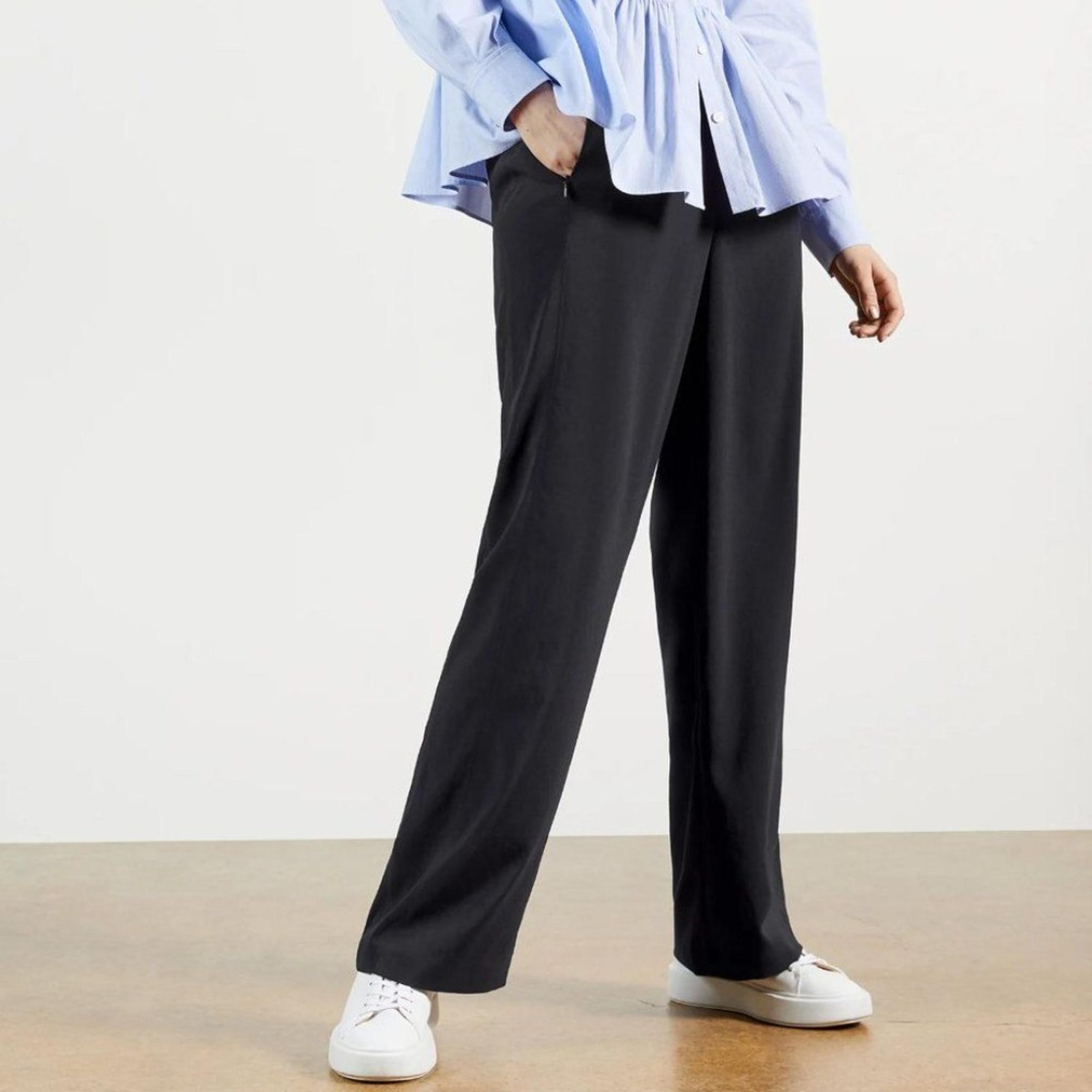 Ted Baker Amaliaa Pintuck Straight Leg Pull On Jogger Pants Navy