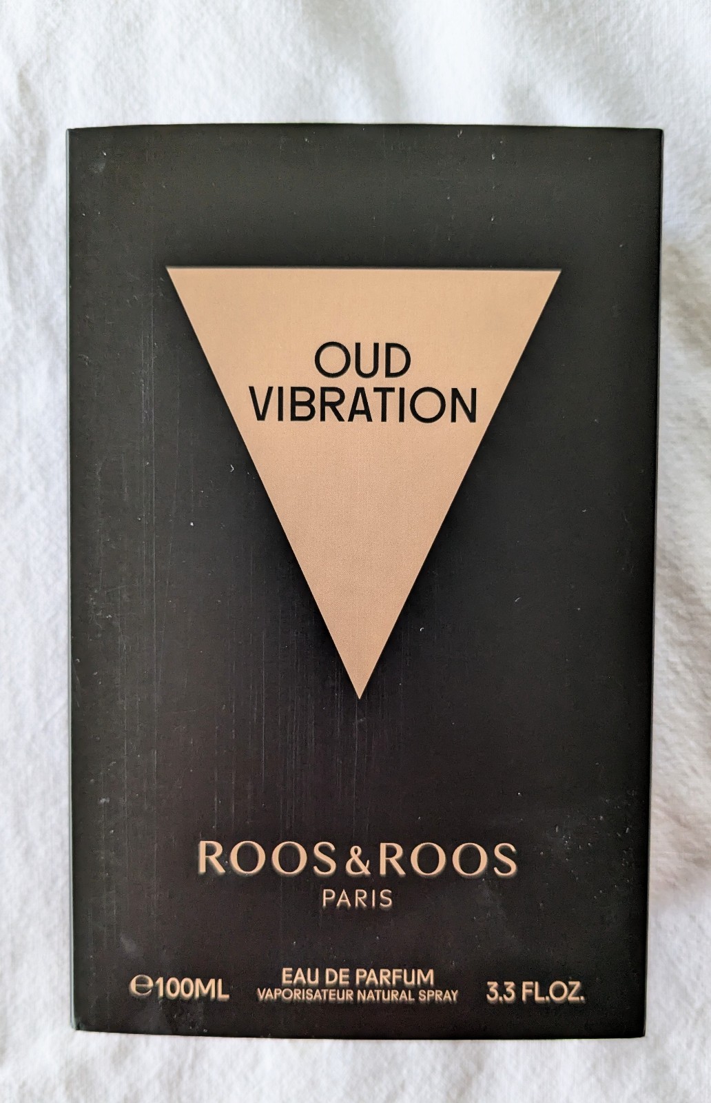 Roos & Roos Oud Vibration perfume