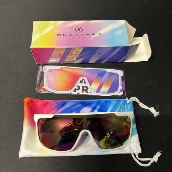 Blenders Active SciFi Pride III Matte White Navigator Sunglasses NIB NEW