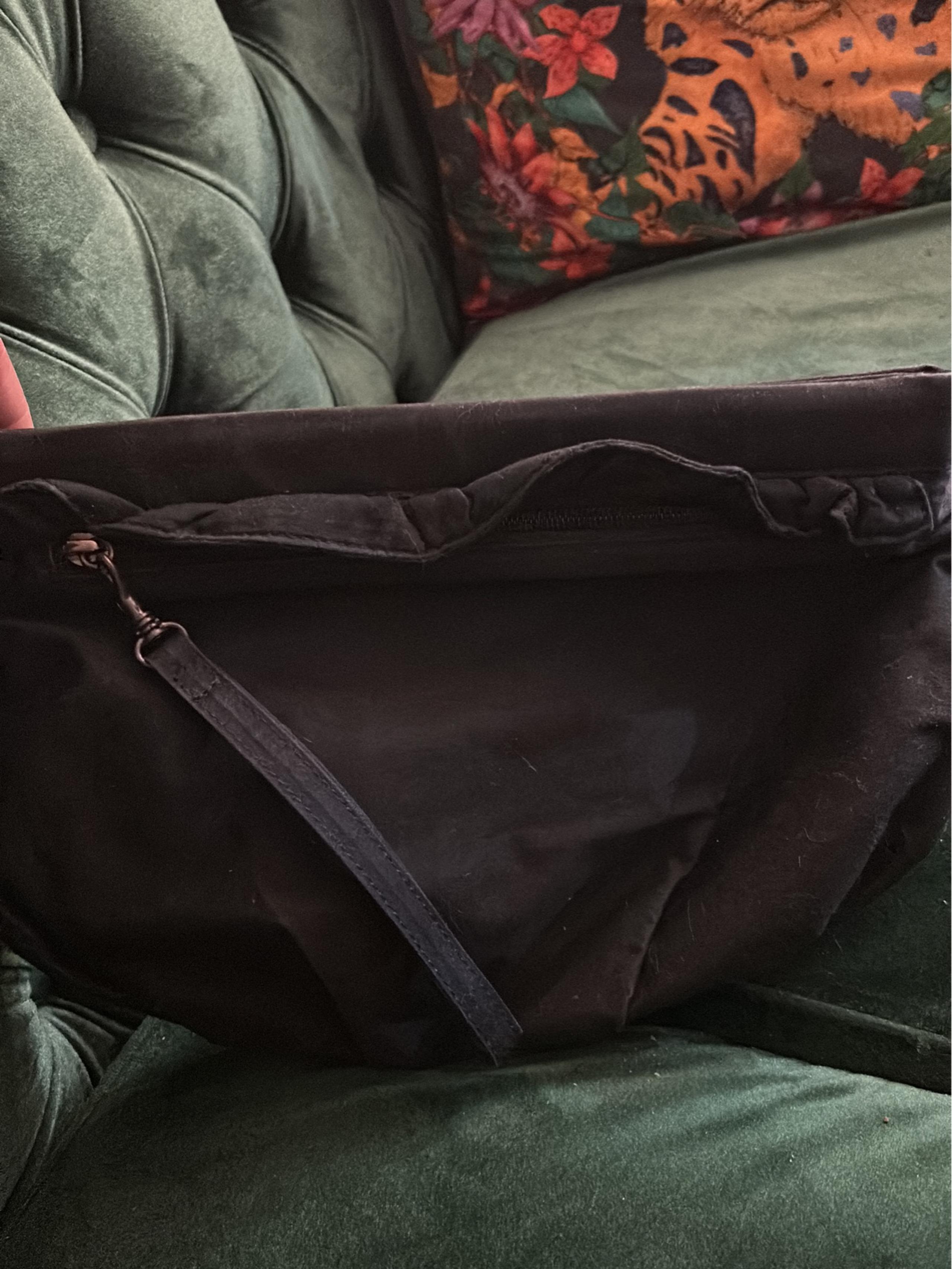 Women’s Clutch
