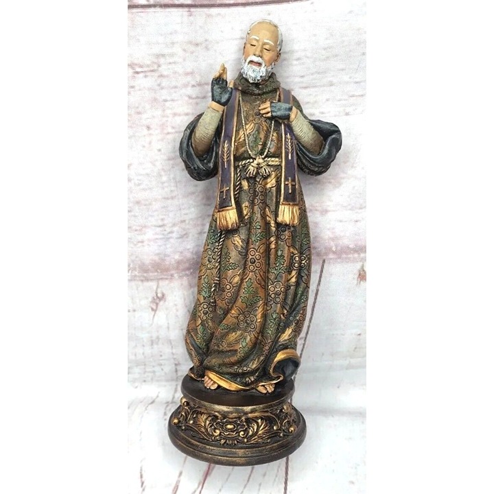 Rare Sacred Devotions 2010 Figurine Statue By Milagos Home Décor Shelf Sitter