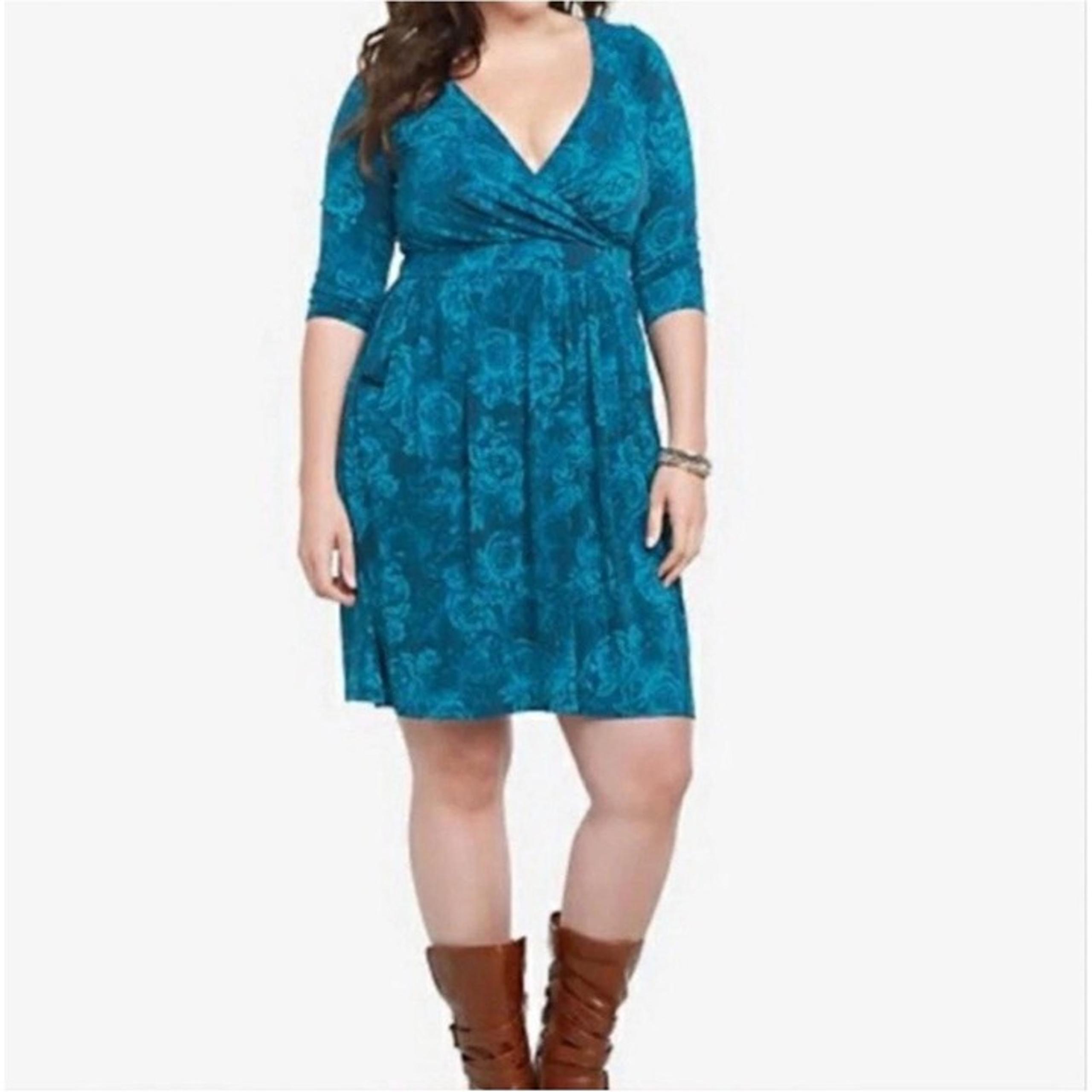 Torrid Teal Floral Faux Wrap Dress 1X V-Neck Pockets Knee Length NWOT