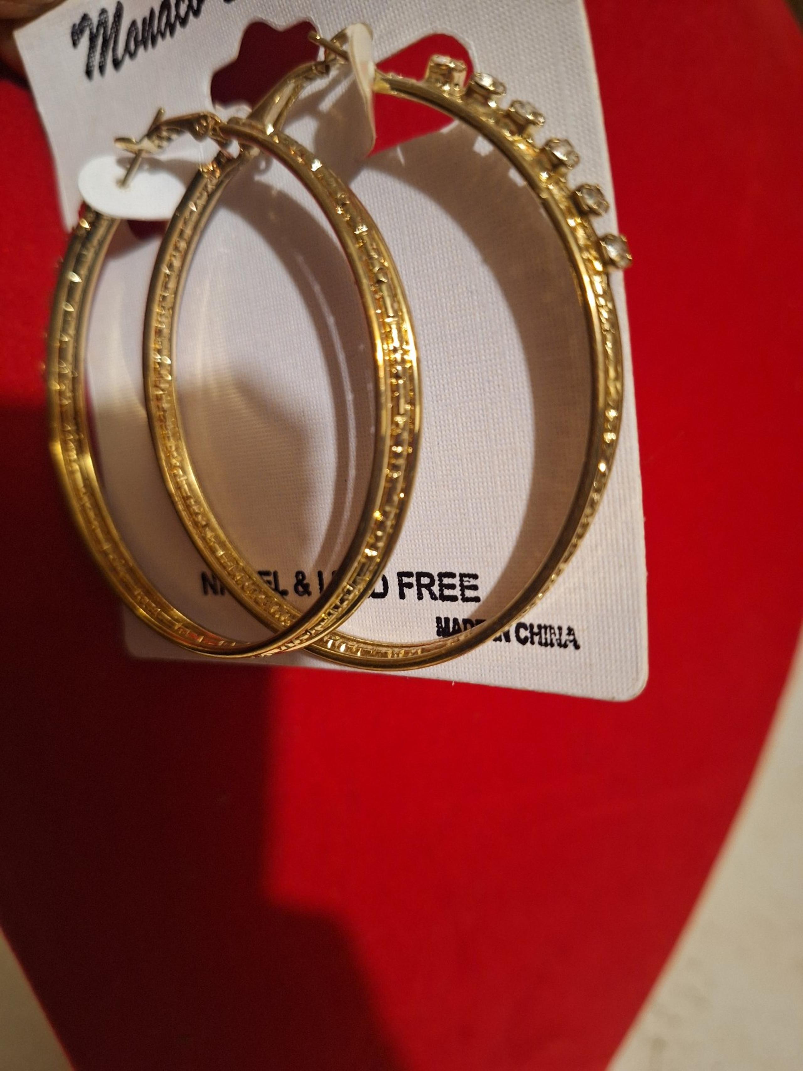 Fashion  hoop earing