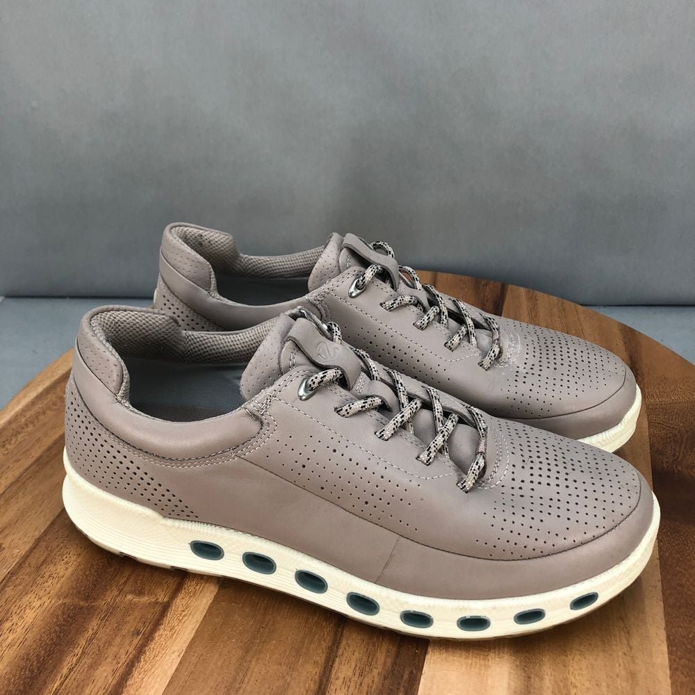 ECCO Cool 2.0 Waterproof Sneakers Womens 39/8 Brown Leather Cushion Lace Up