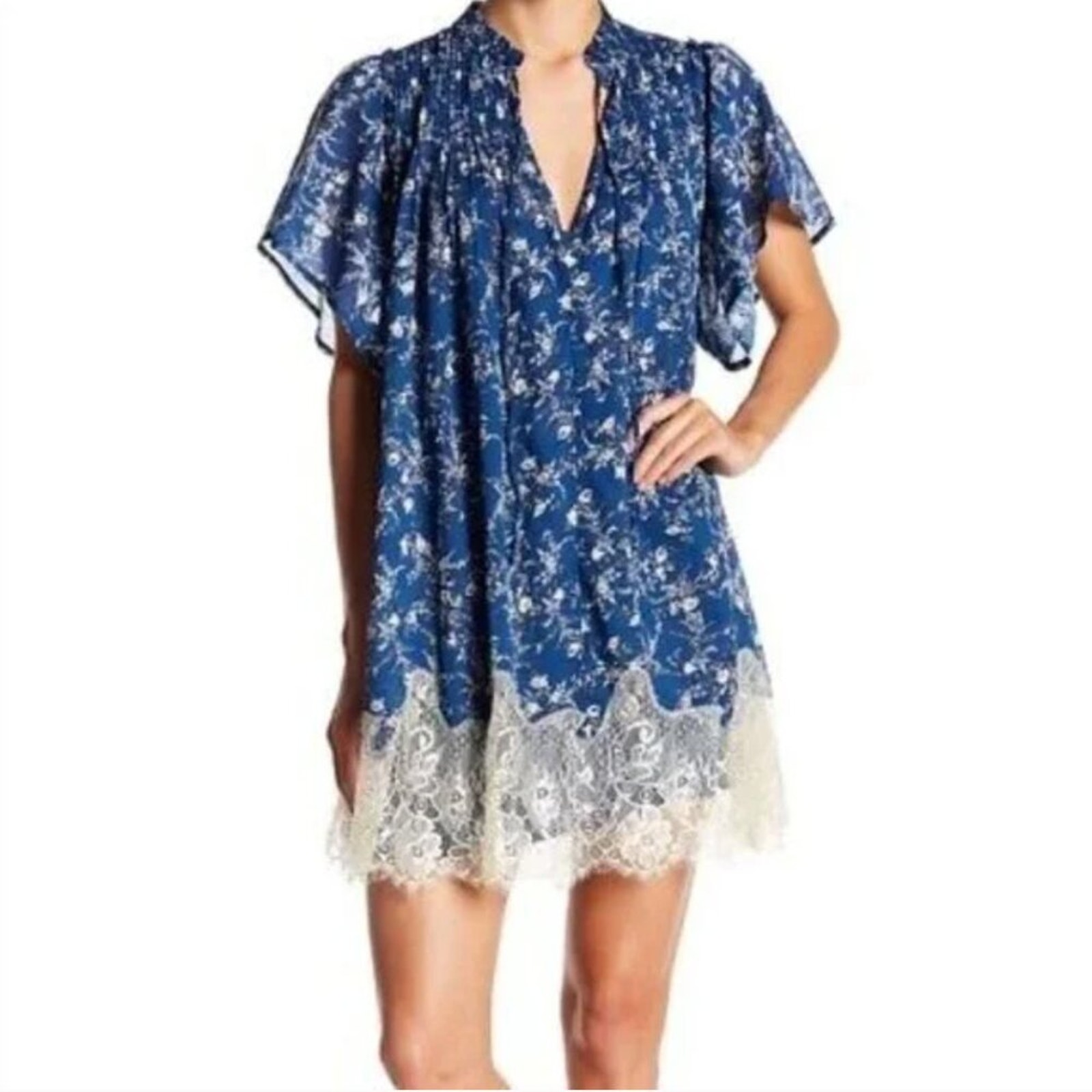 Free People Marigold Tunic Dress Blouse Blue w/ White Lace Sz Med Flounce Floral