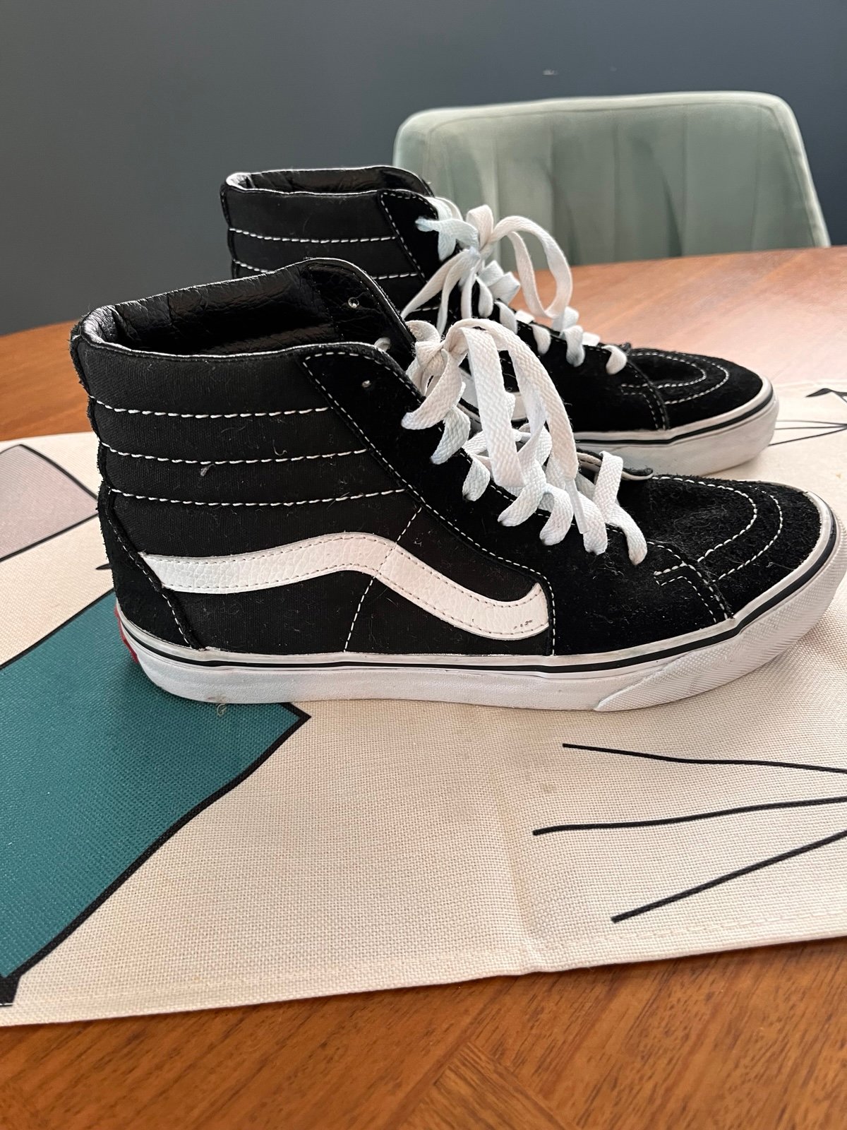 Vans SK8-Hi Sneaker Sz 9 Women's EUC