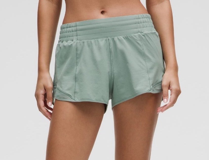 Lululemon Hotty Hot High-Rise Lined Short 2.5 in Crater Blue, Size 2