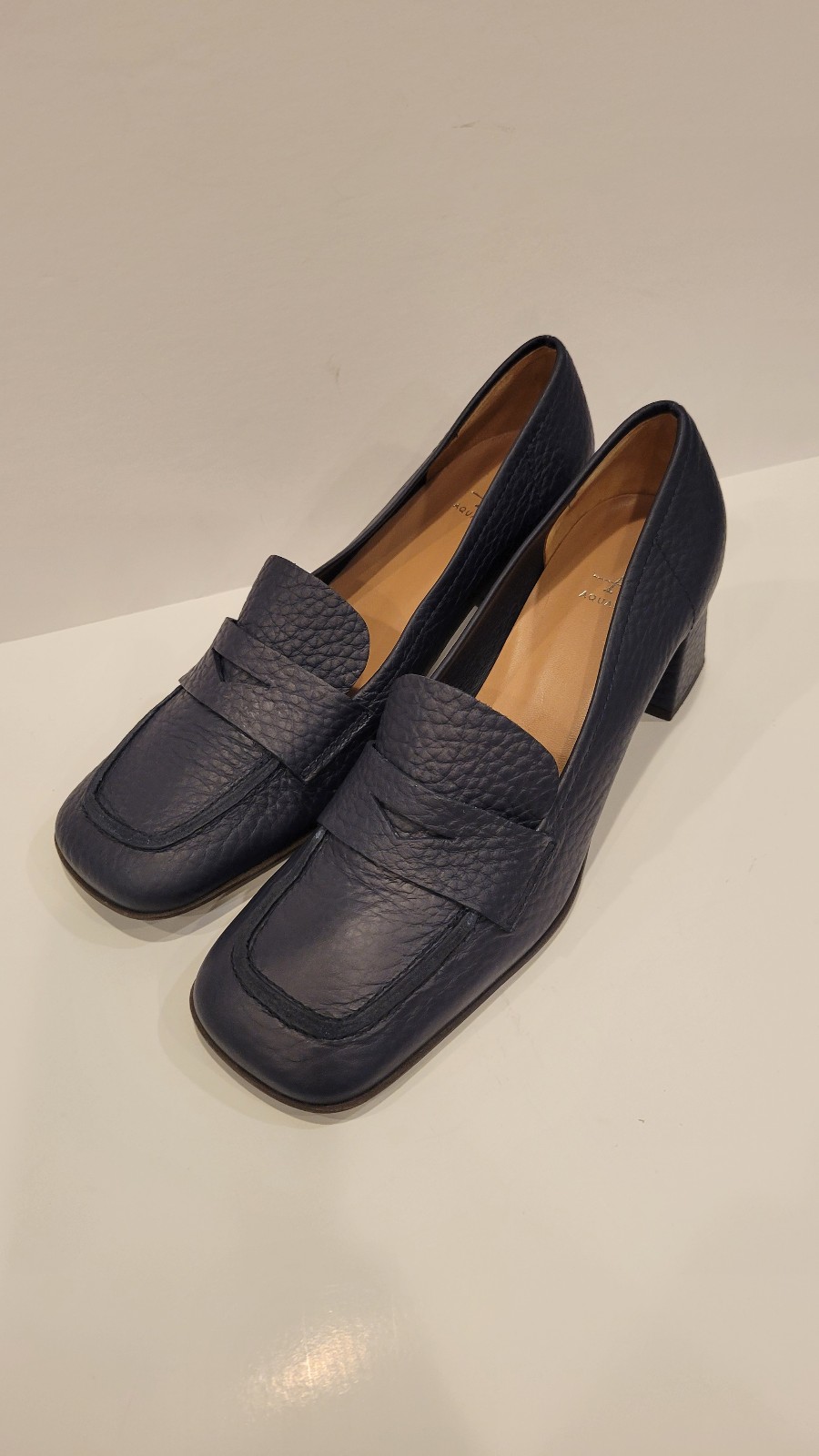 Aquatalia Carlina Block Heel Penny Loafer Navy Blue Leather Size 10