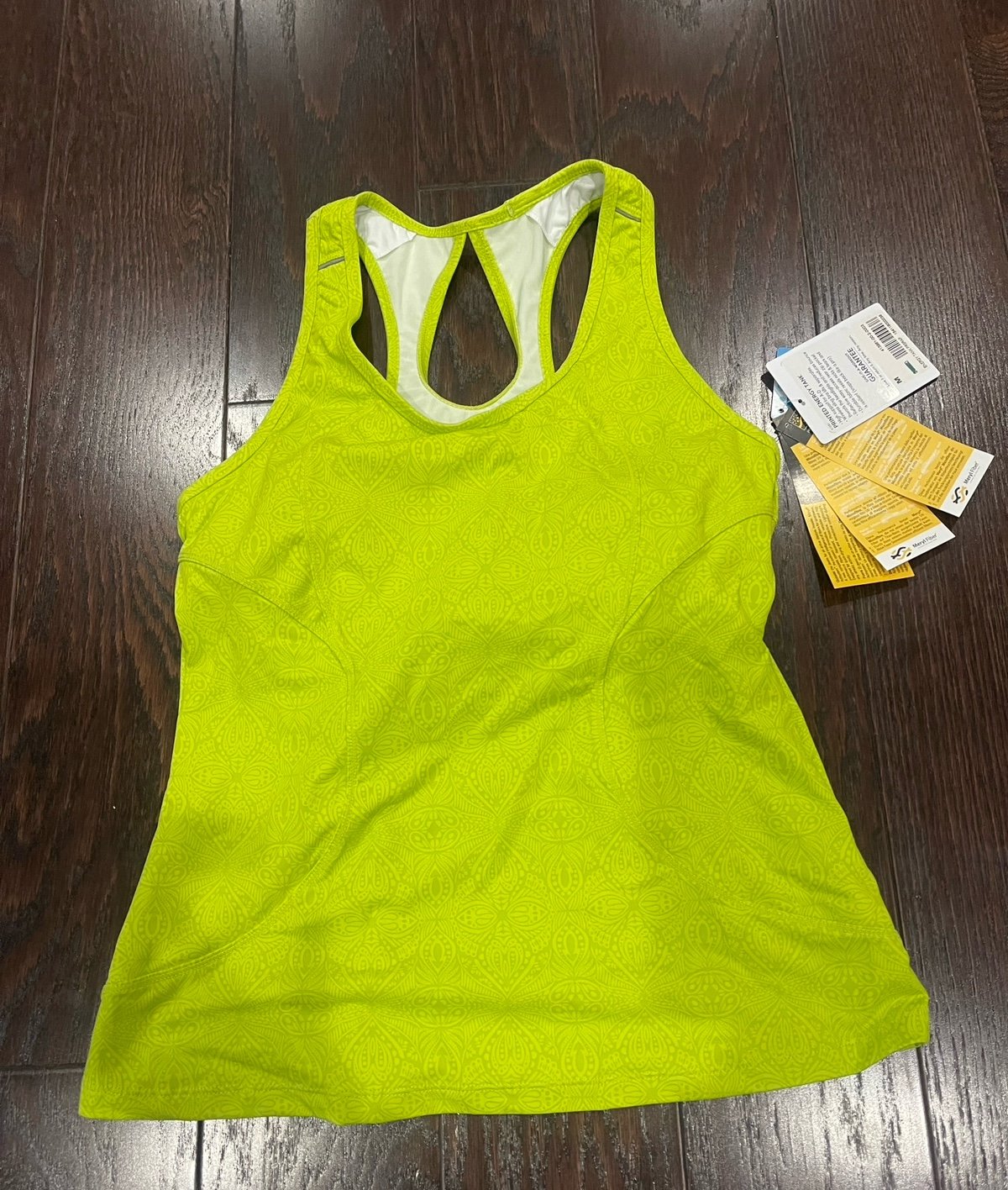 Athleta Women Built In Bra Printed Green Racer Pocket Energy Tank Size Medium