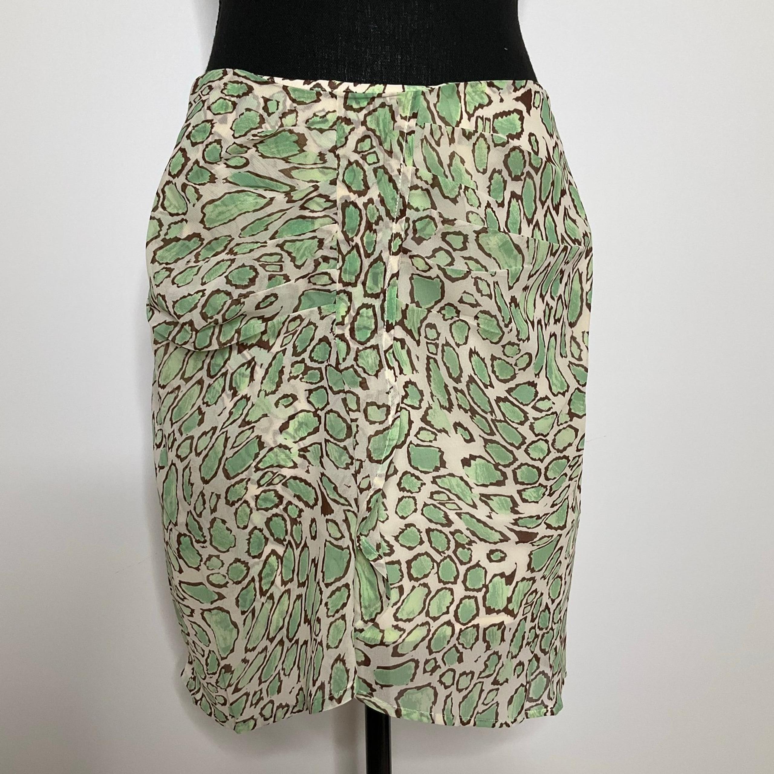 J.O.A. Women’s Fairy Charm Coquette Printed Front Pleat Mini Skirt SZ M-L