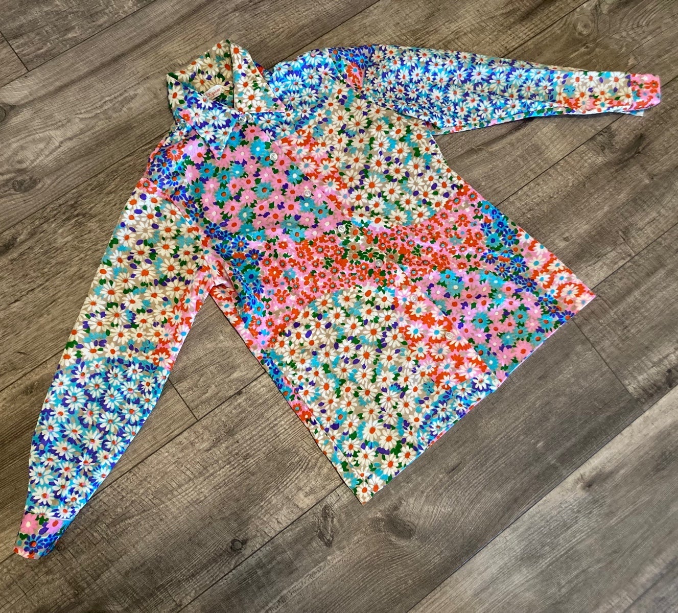 vintage FLOWER POWER avant garde shirt rainbow colors