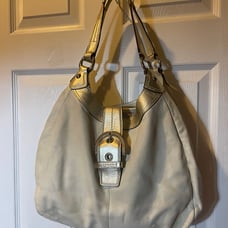 Coach Lynn Soho Beige Leather Gold Patent Leather Shoulder Bag. The Black compar