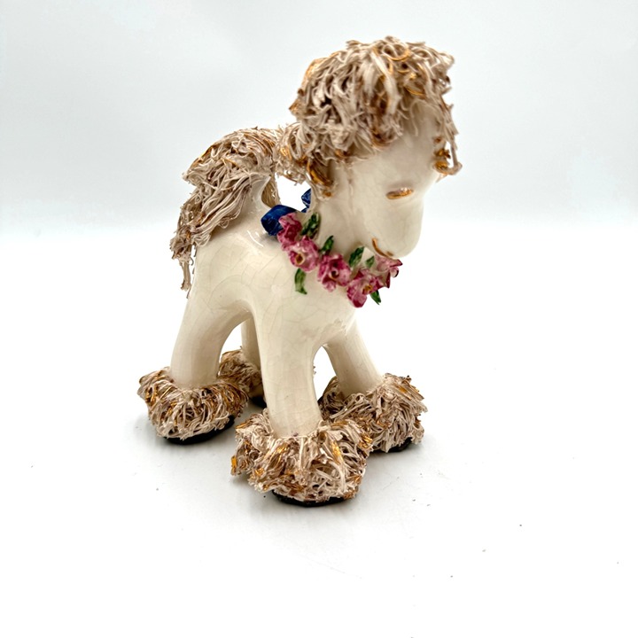 Spaghetti Horse 1950s figurine rose garland ceramic white gold