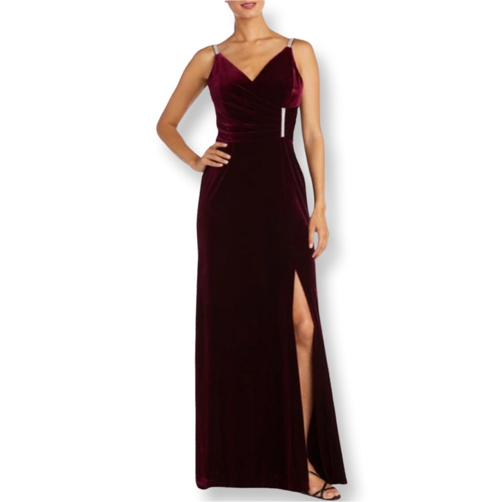 NWT Nightway Rhinestone Accent V Neck Velvet Gown In Wine