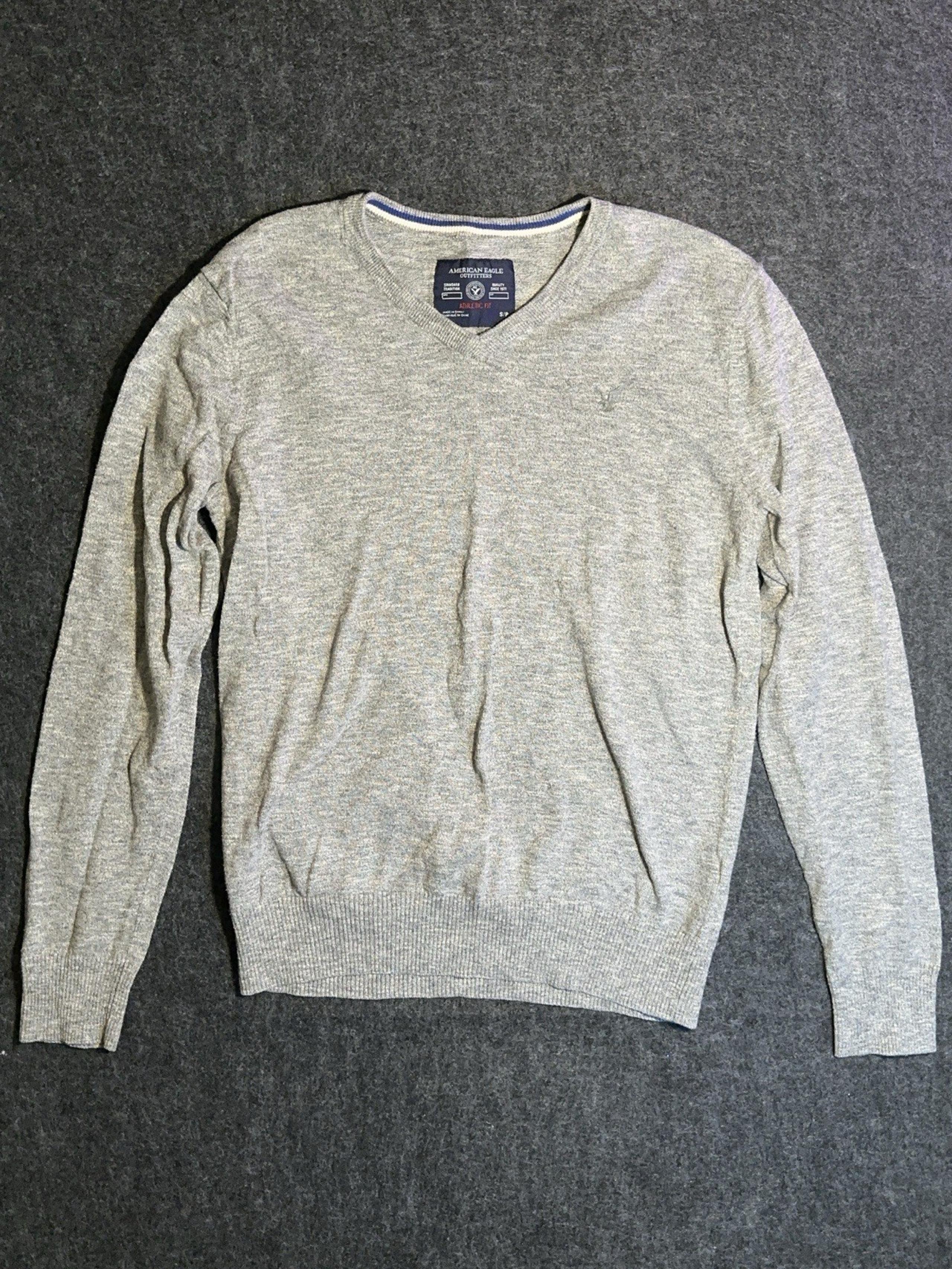 Mens Sweater Gray Athletic Fit Long Sleeve V Neck Pullover Small - American Eagle