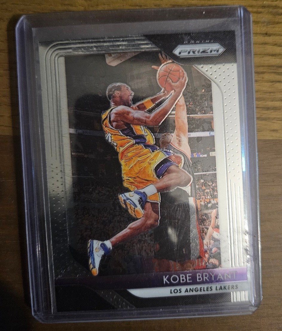Kobe Bryant Lakers 2018-2019 panini
