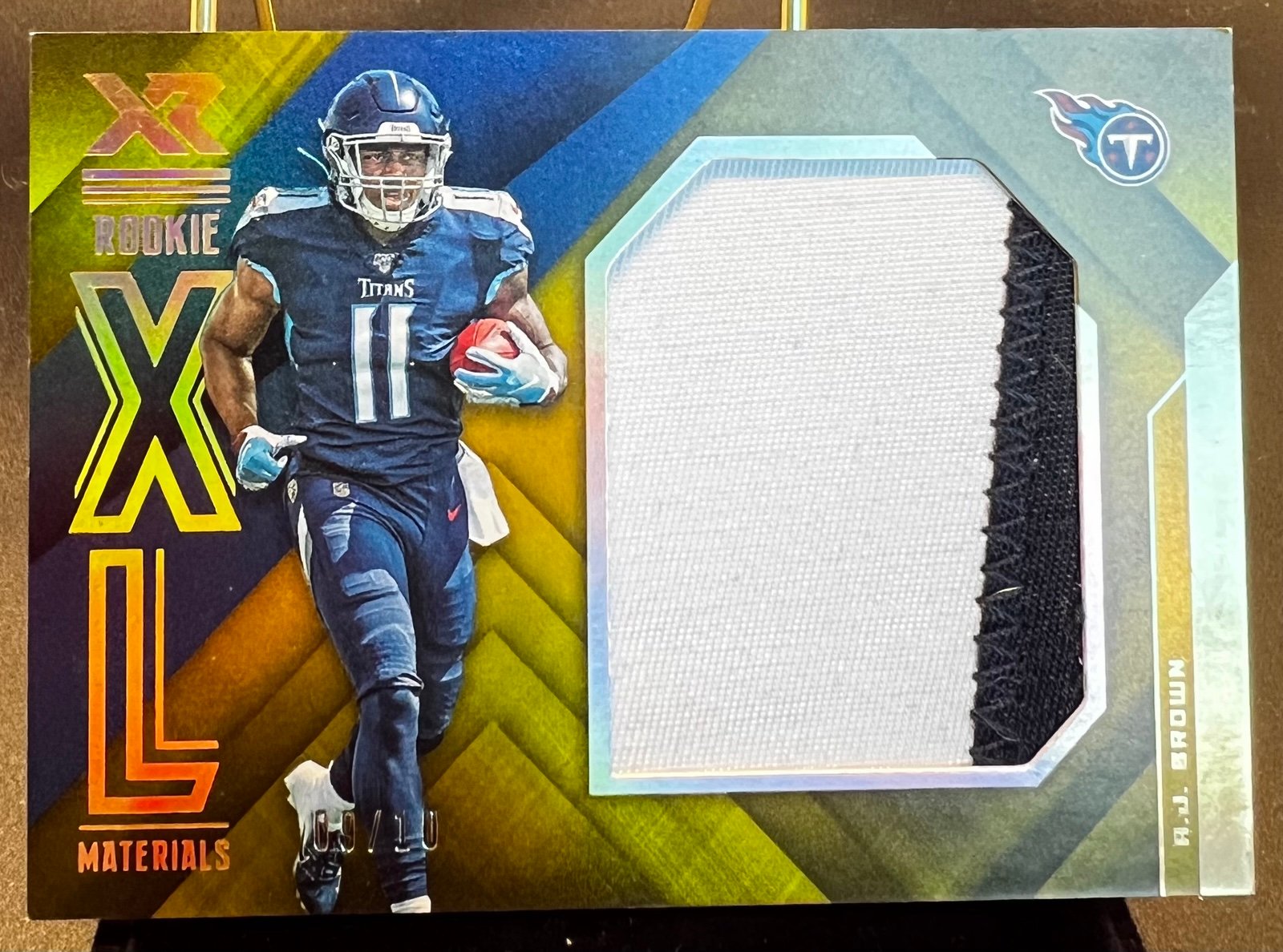 AJ Brown Rookie Xr XL Materials /10