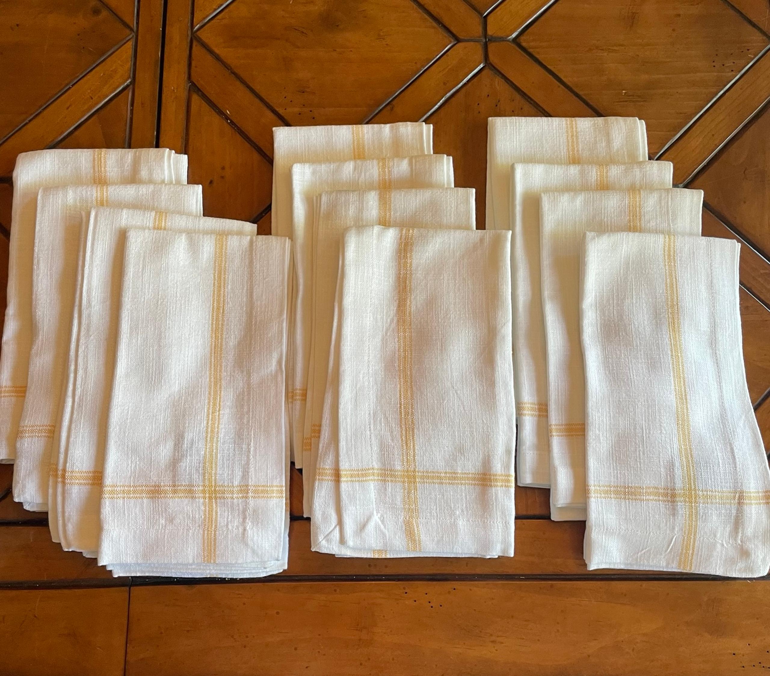 NEW Pottery Barn SET 12 Napkins