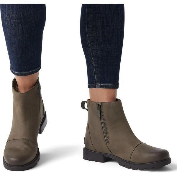 NEW SOREL Women's Emelie lll Zip Waterproof Boot
