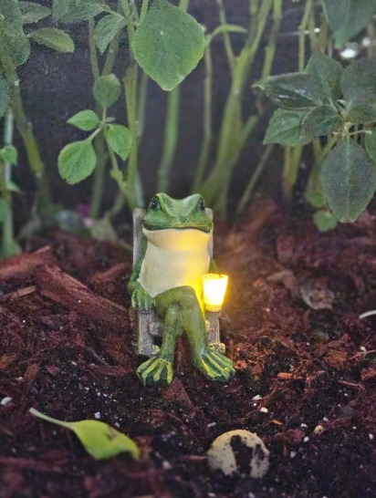 Miniature Frog Garden Statue Valentines Day Gifts Decor Fairy Garden Accessories
