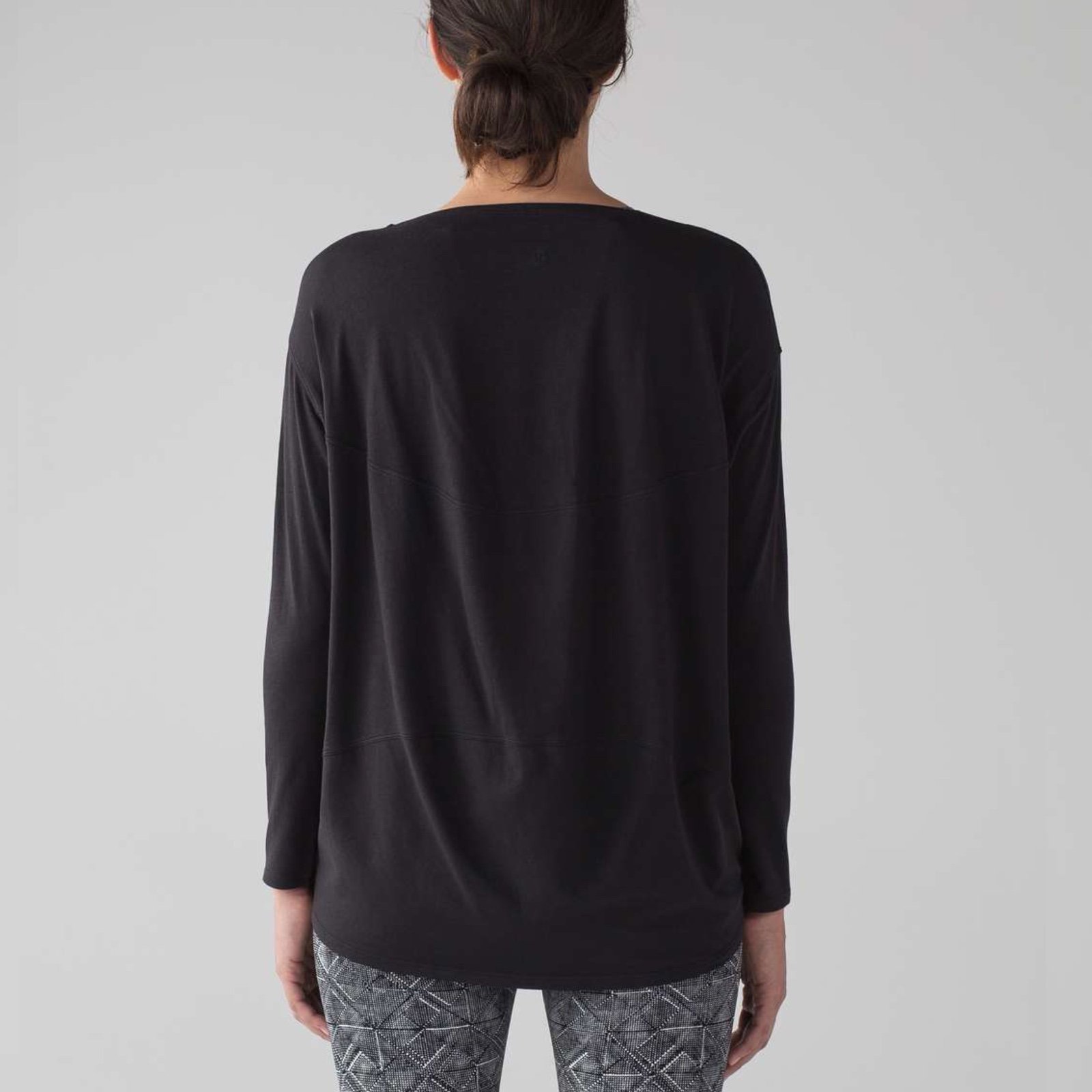 Lululemon Back In Action Long Sleeve Sz 8 In Black