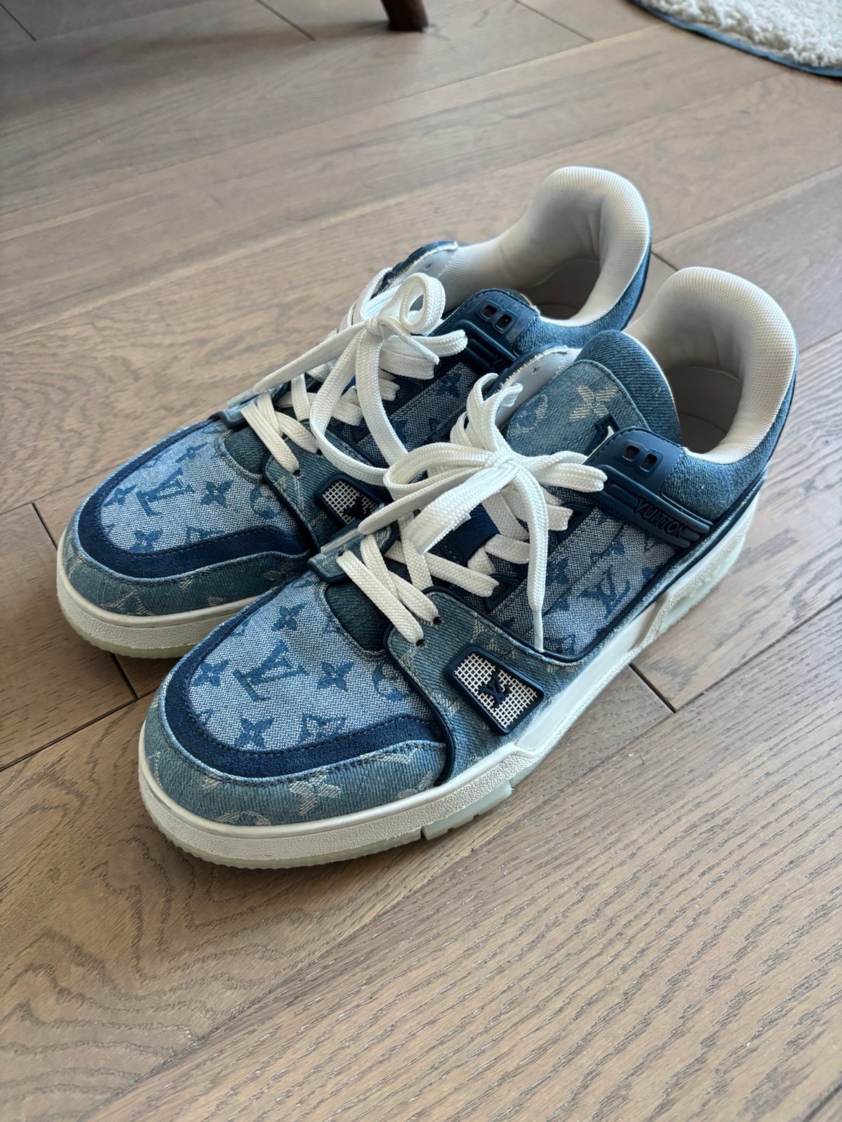Louis Vuitton Trainer Low Monogram Denim Size 9