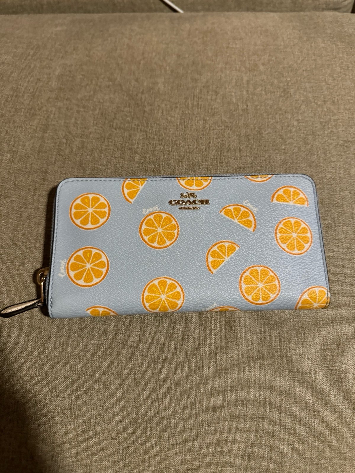 Coach zip up wallet NWOT