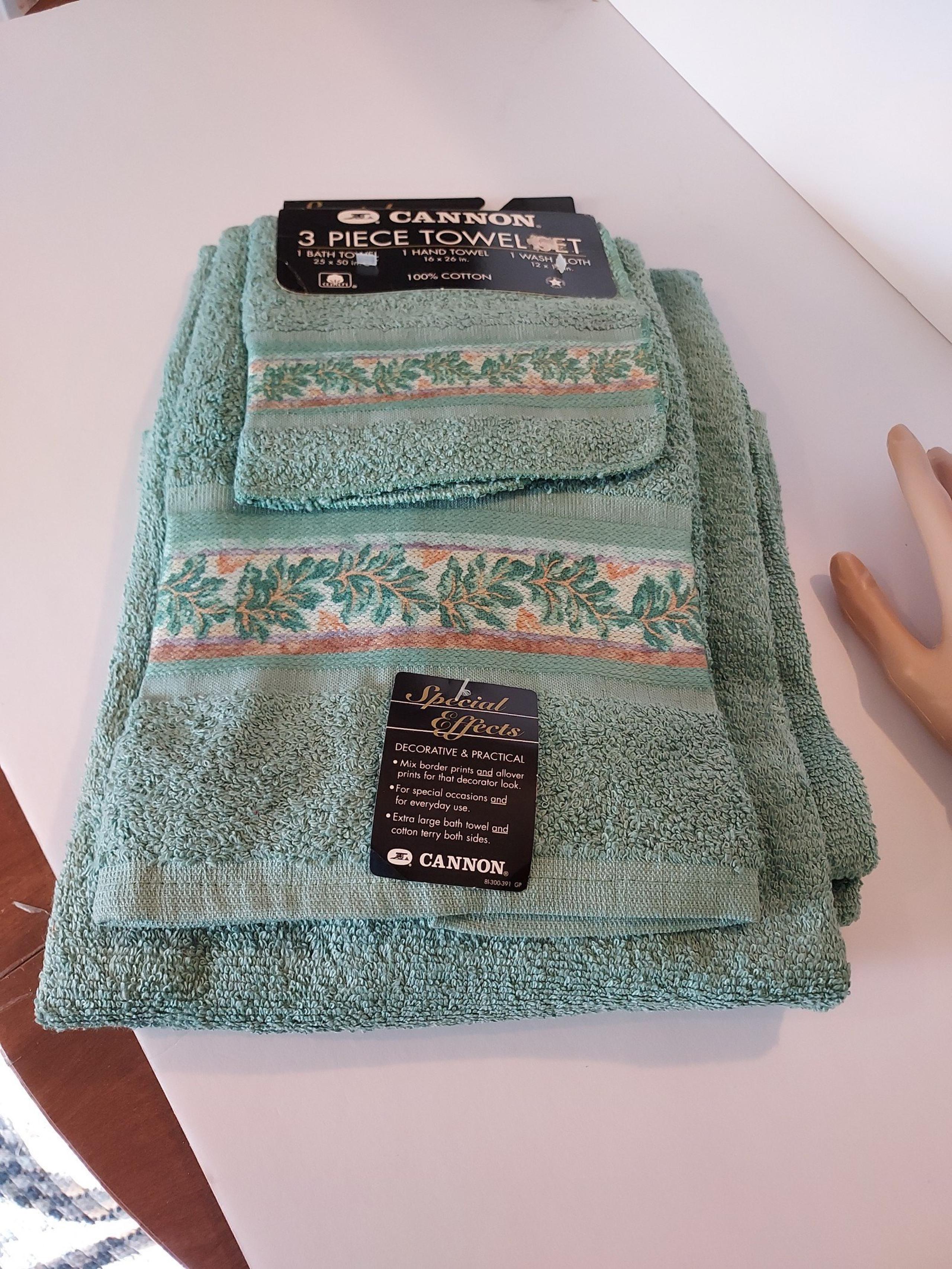 Vintage 1990's Cannon Special Effects decorative 3 pieces Towel Set - Mix Border