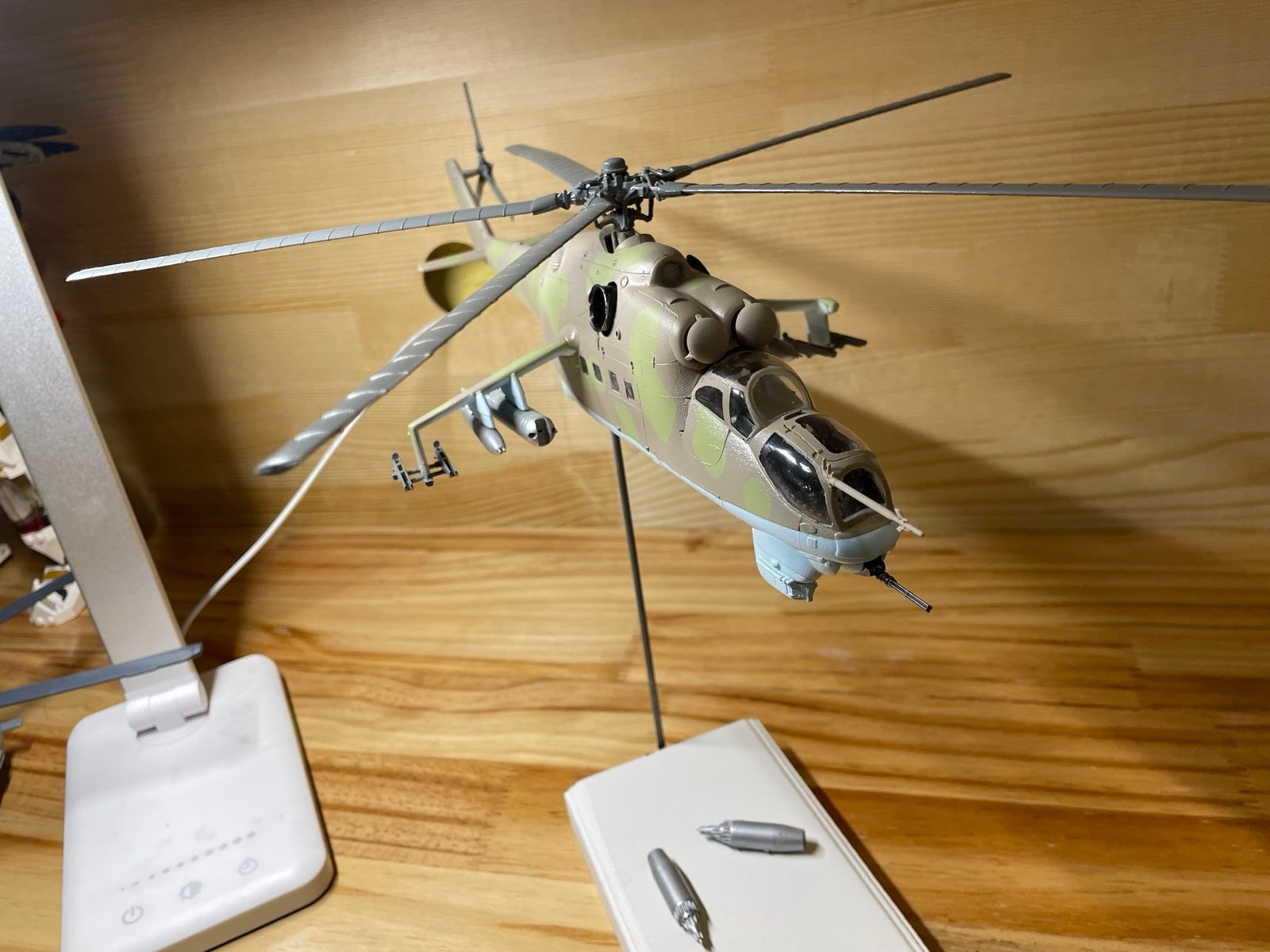 Mi-24 Hind 1/48 built model on stand, DCS style, weapons on magnets