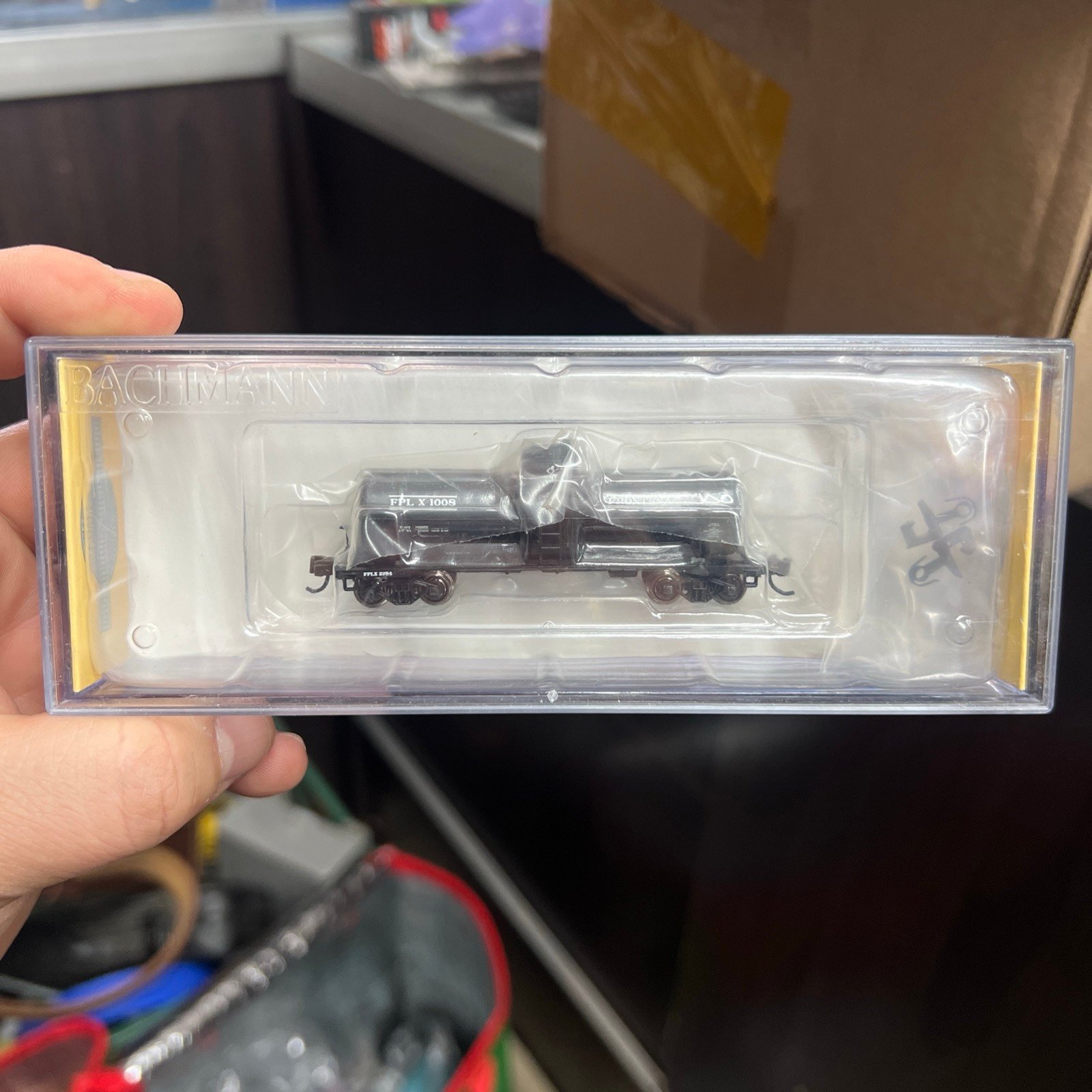 Bachmann #17853 “N” Single Dome Tank Frontenac FPL X 1008